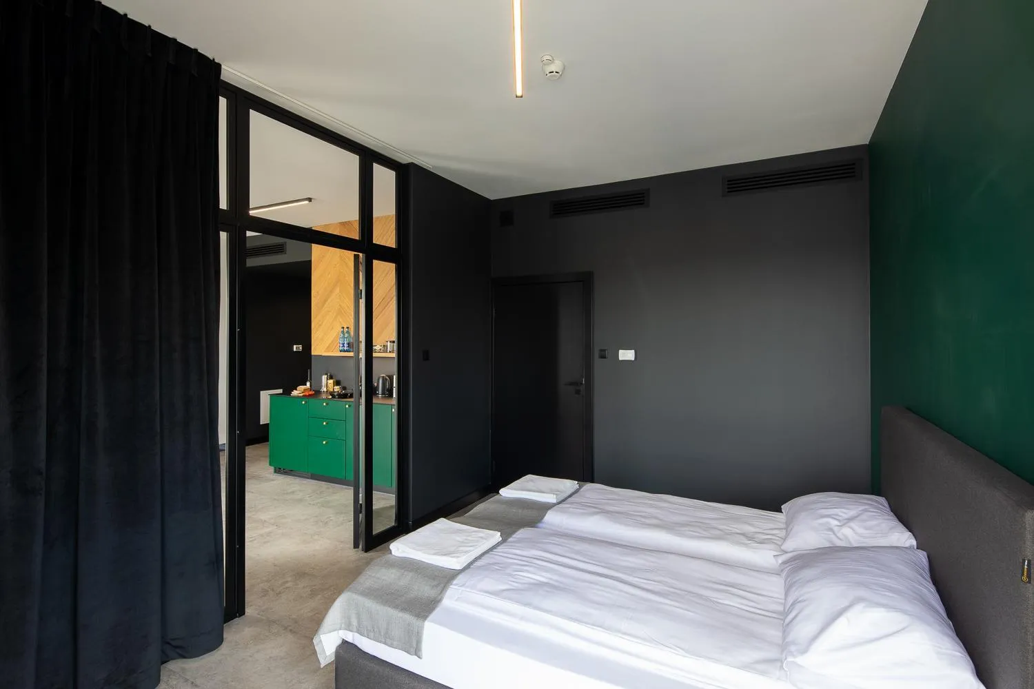 Bedroom, Bed in TOP Garden Aparthotel