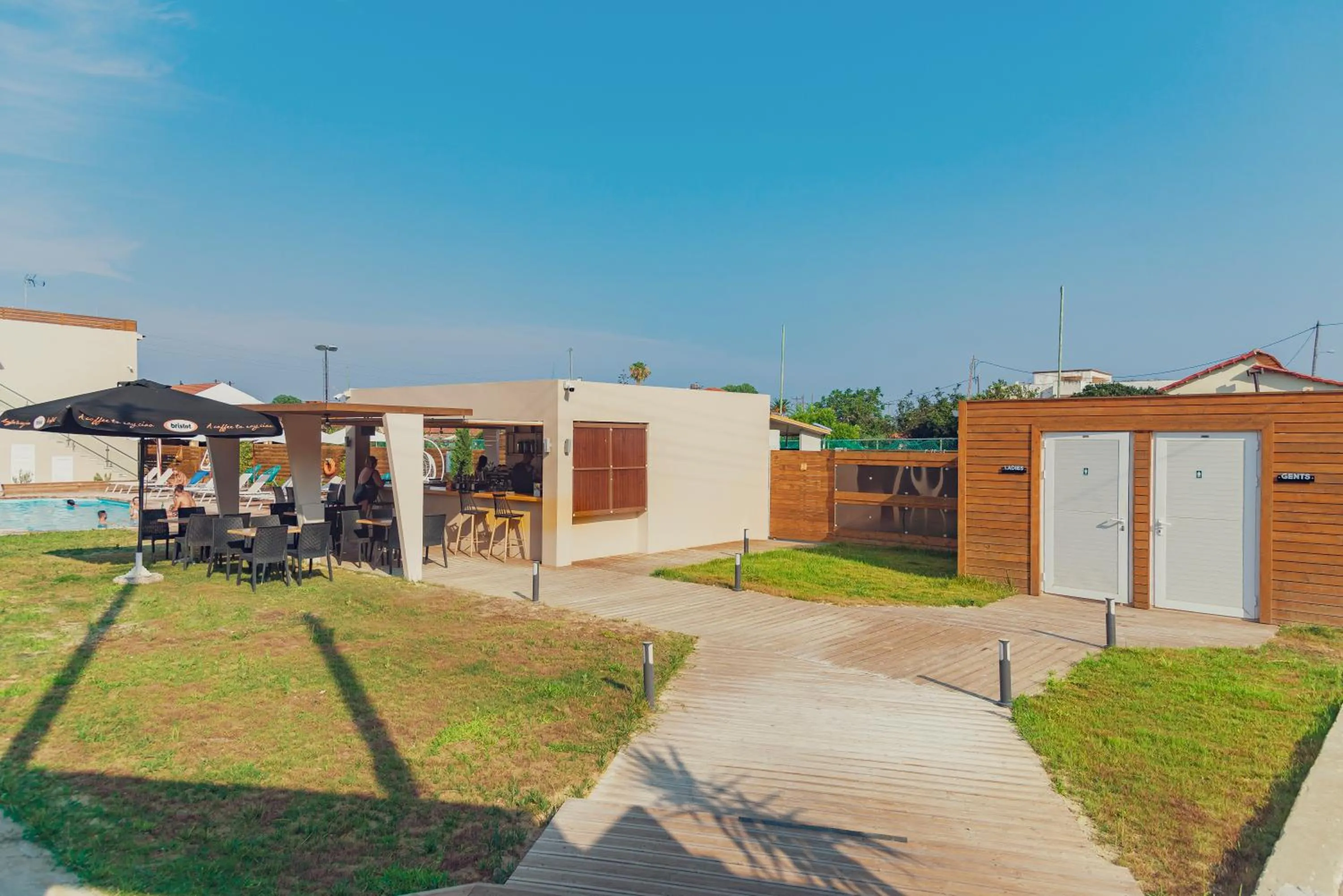 Facade/entrance in Nuevo Vista