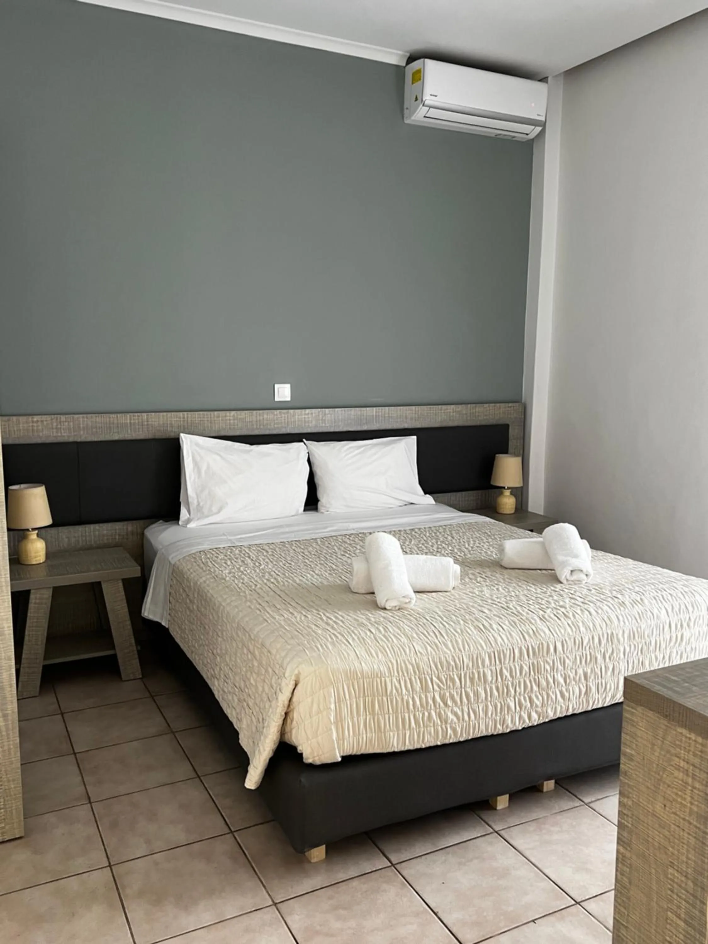 Bed in Nuevo Vista