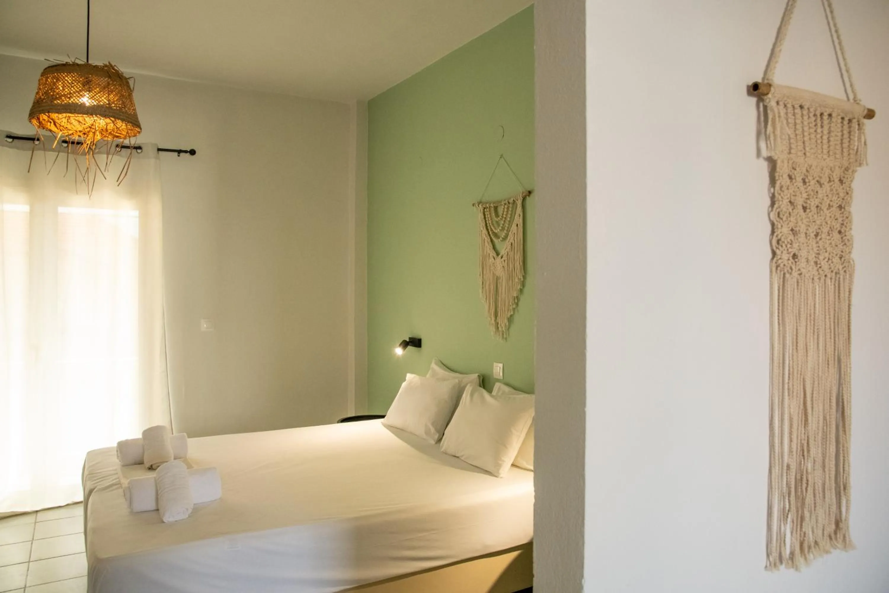 Bed in Nuevo Vista