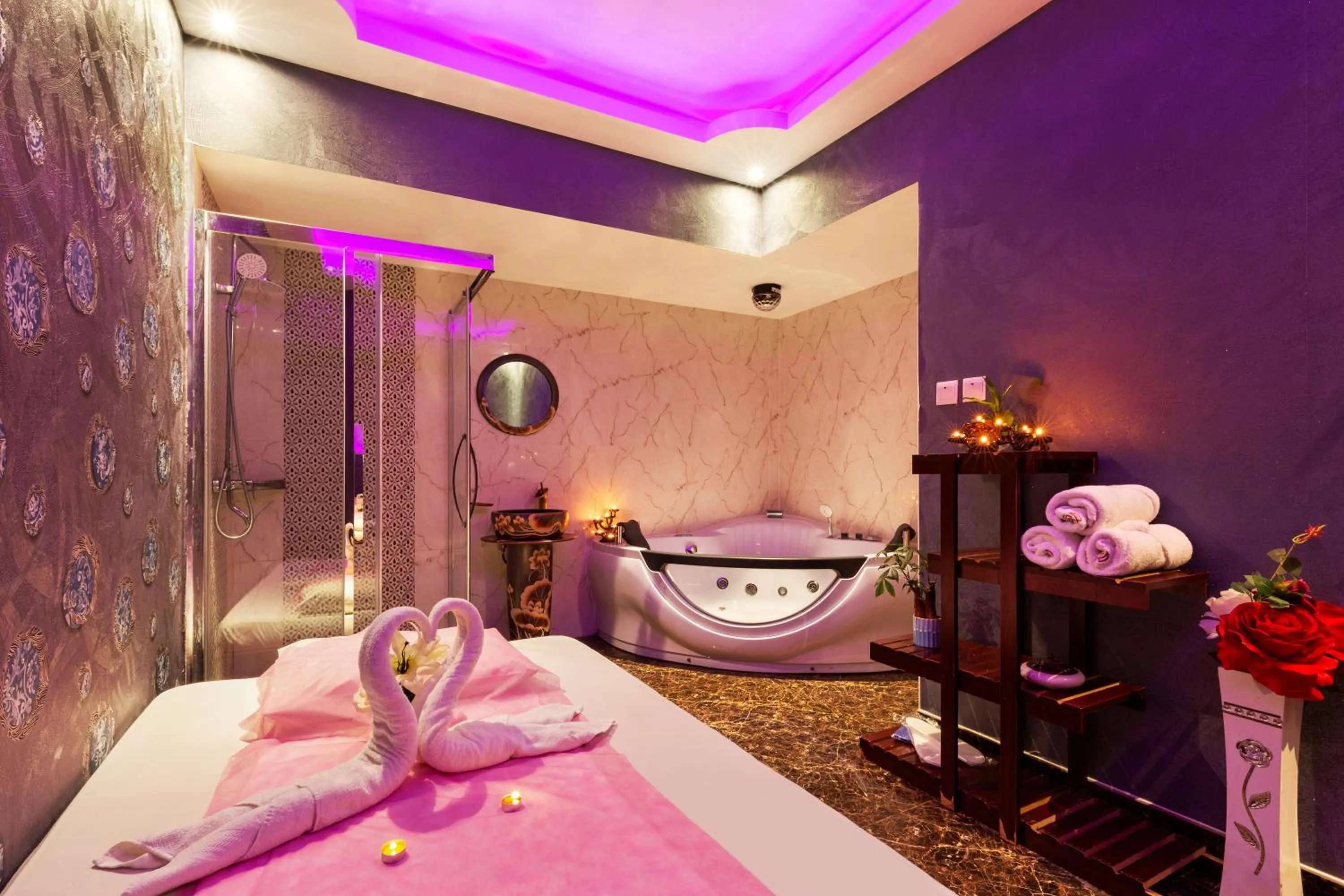 Spa and wellness centre/facilities in Royal Continental Suites Business Bay - Deluxe Apartments