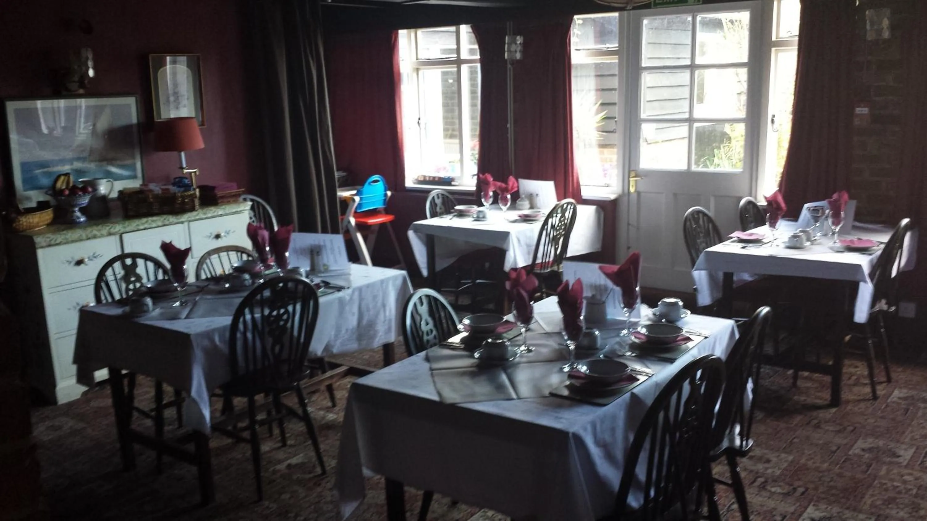 Restaurant/places to eat in Playden Oasts Hotel