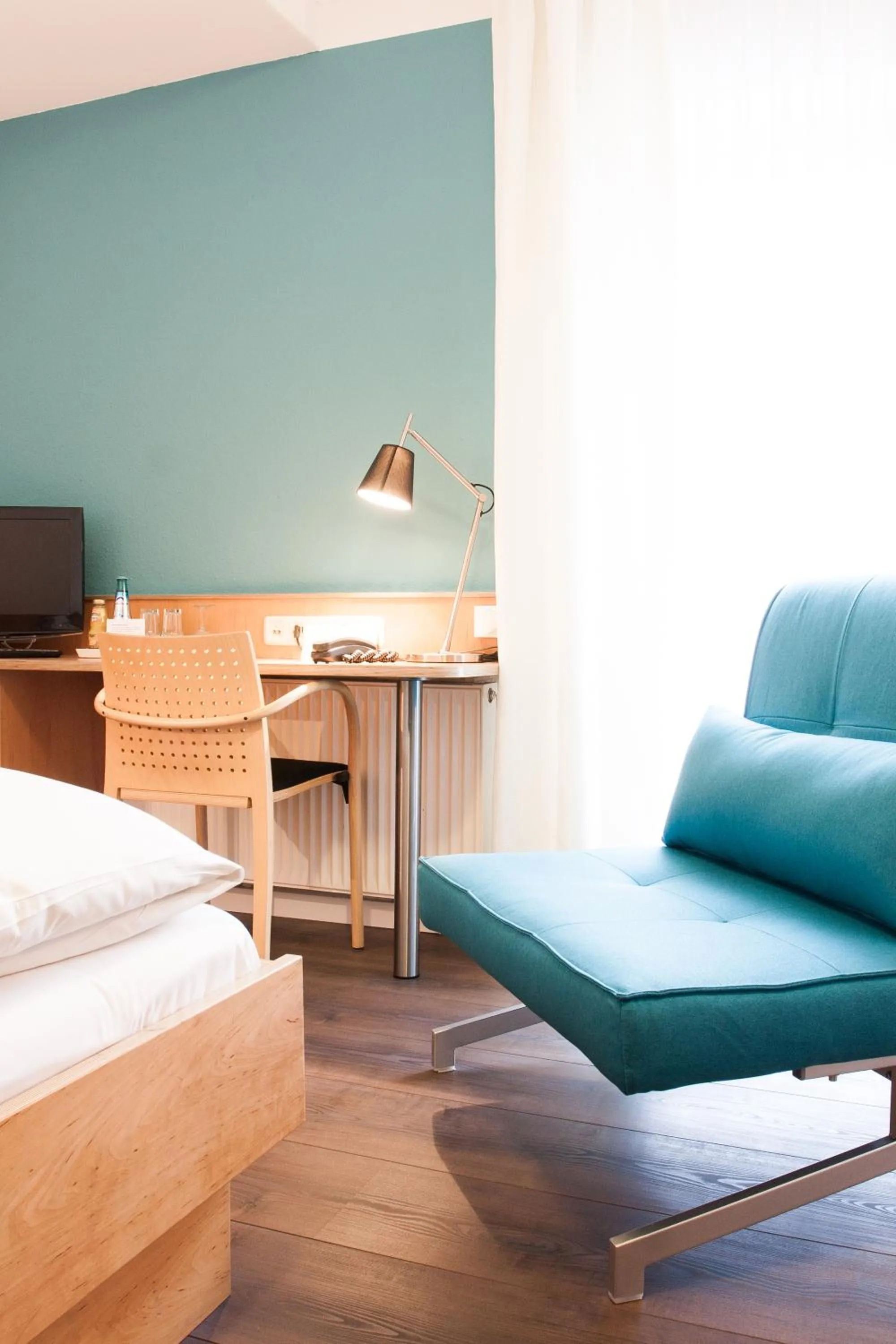 Photo of the whole room, Bed in Hotel Villa Solln - free parking