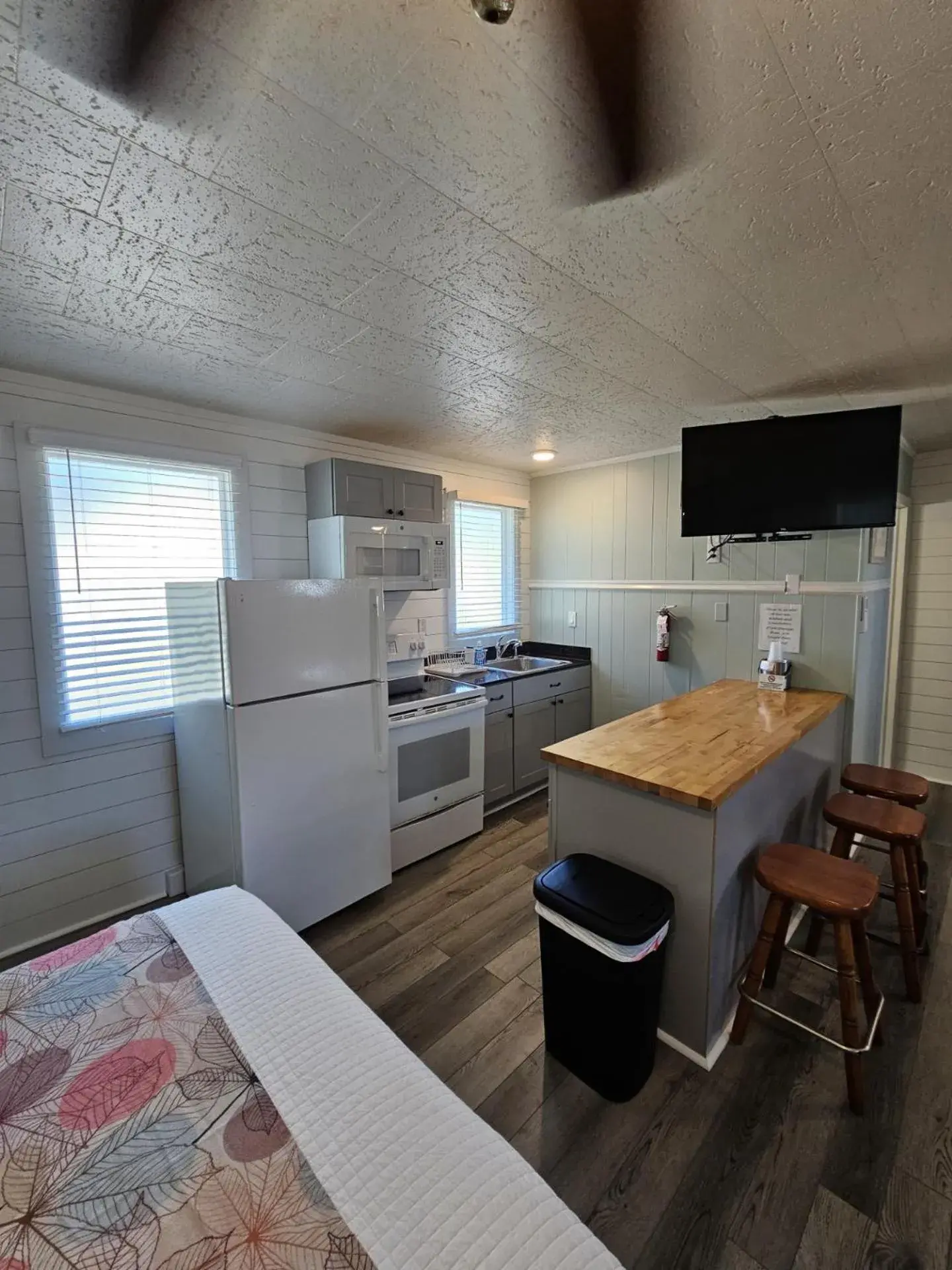 Family Double Room in Island Guesthouse and Motel OBX Family Double Room in Island Guesthouse and Motel OBX