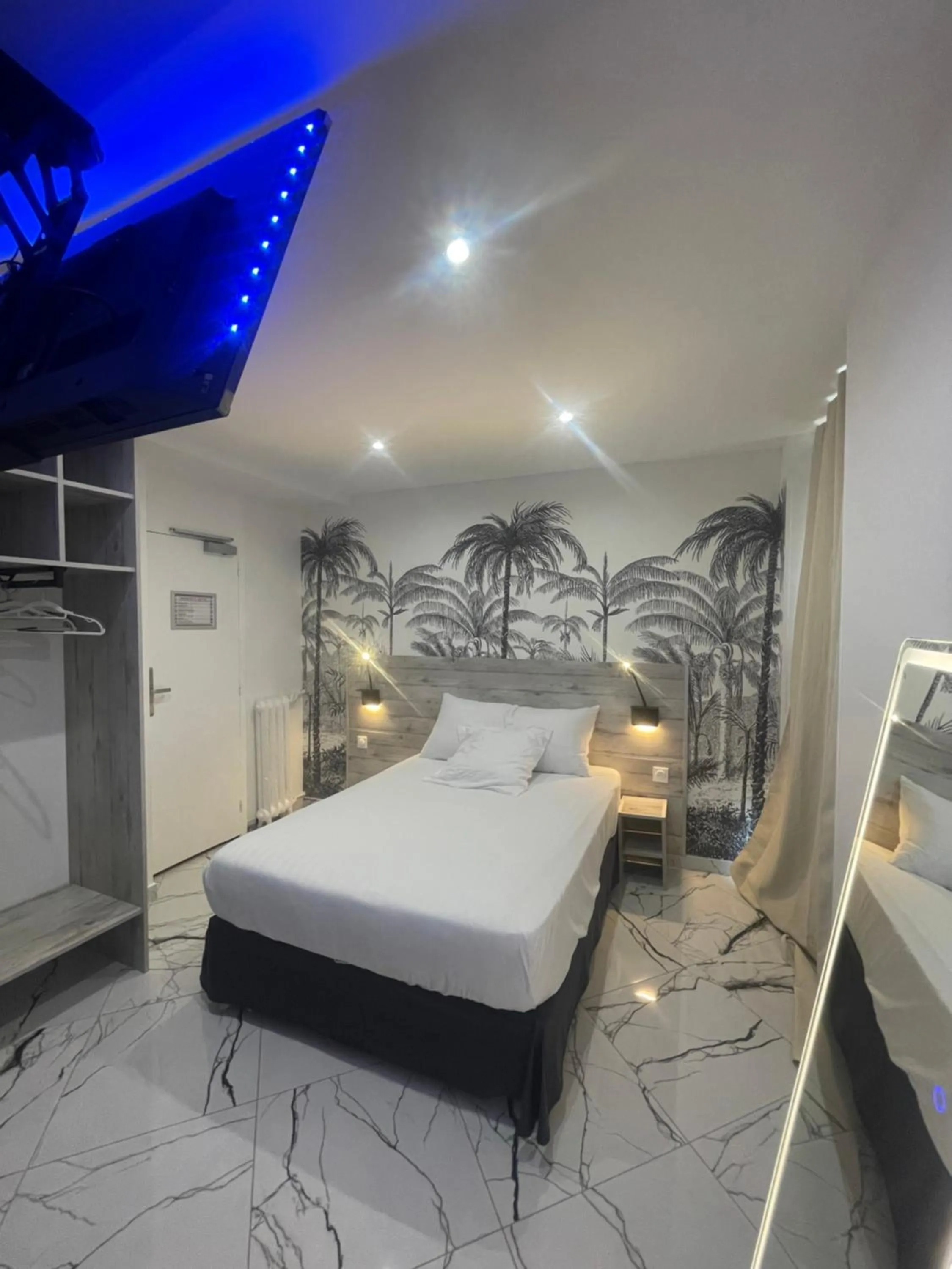 Bed in Modern's Hotel