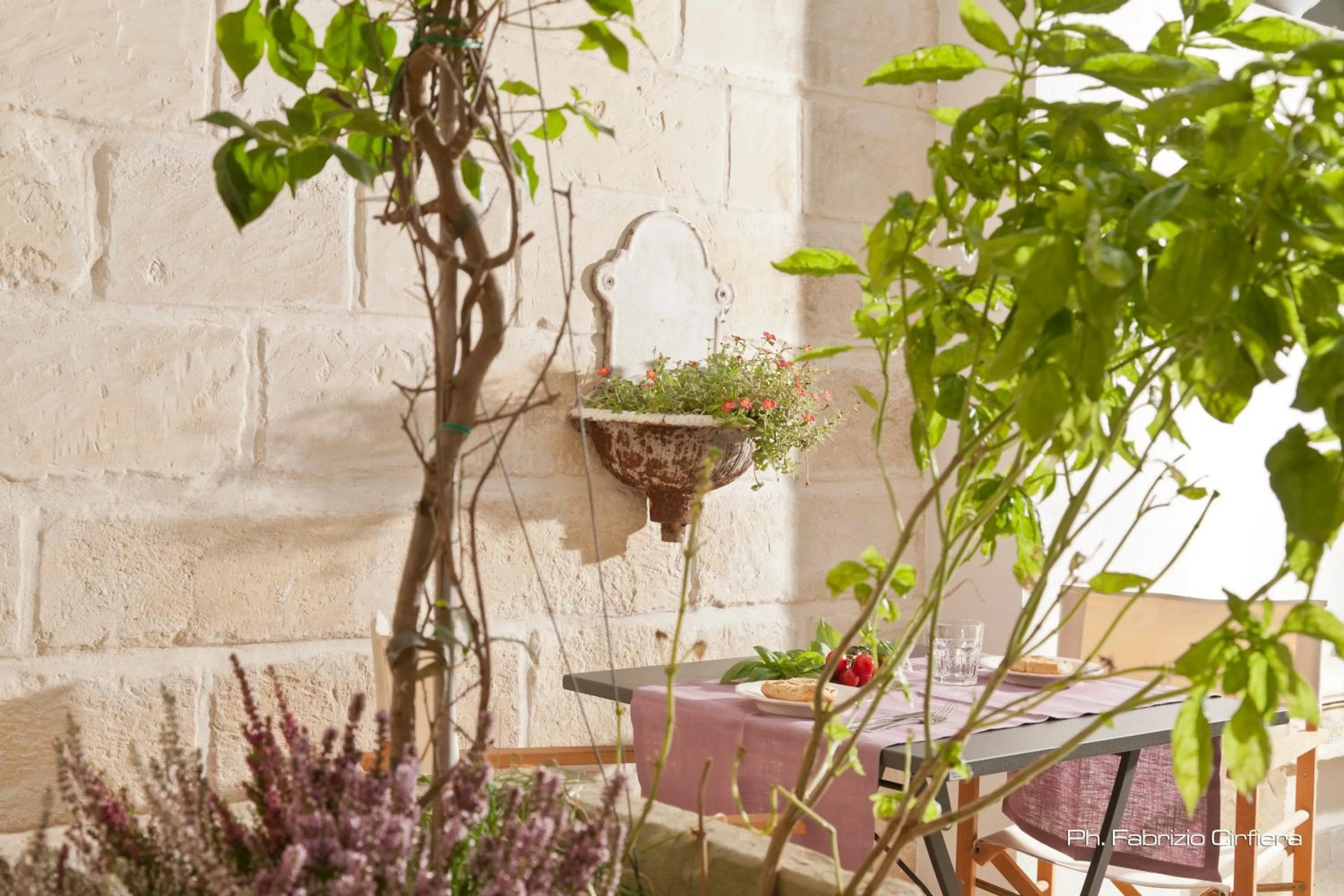 Facade/entrance in Palazzo Dei Dondoli