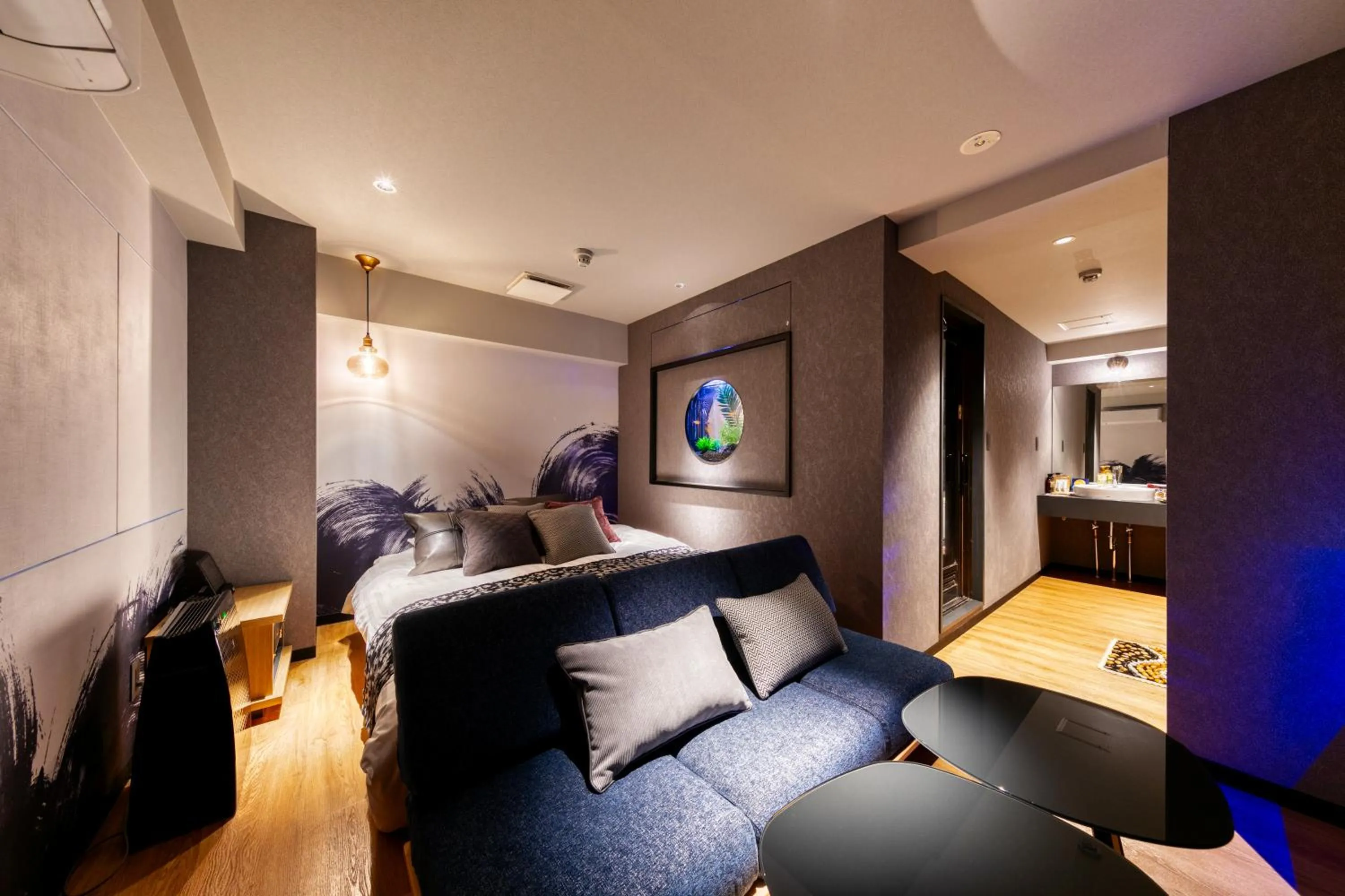 Living room, Bed in Hotel Lotus Koiwa (Adult Only)