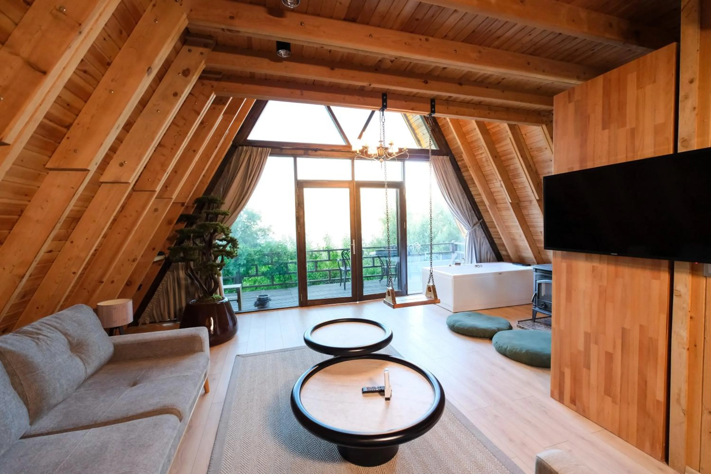 Seating area in Botanik Göl Evleri