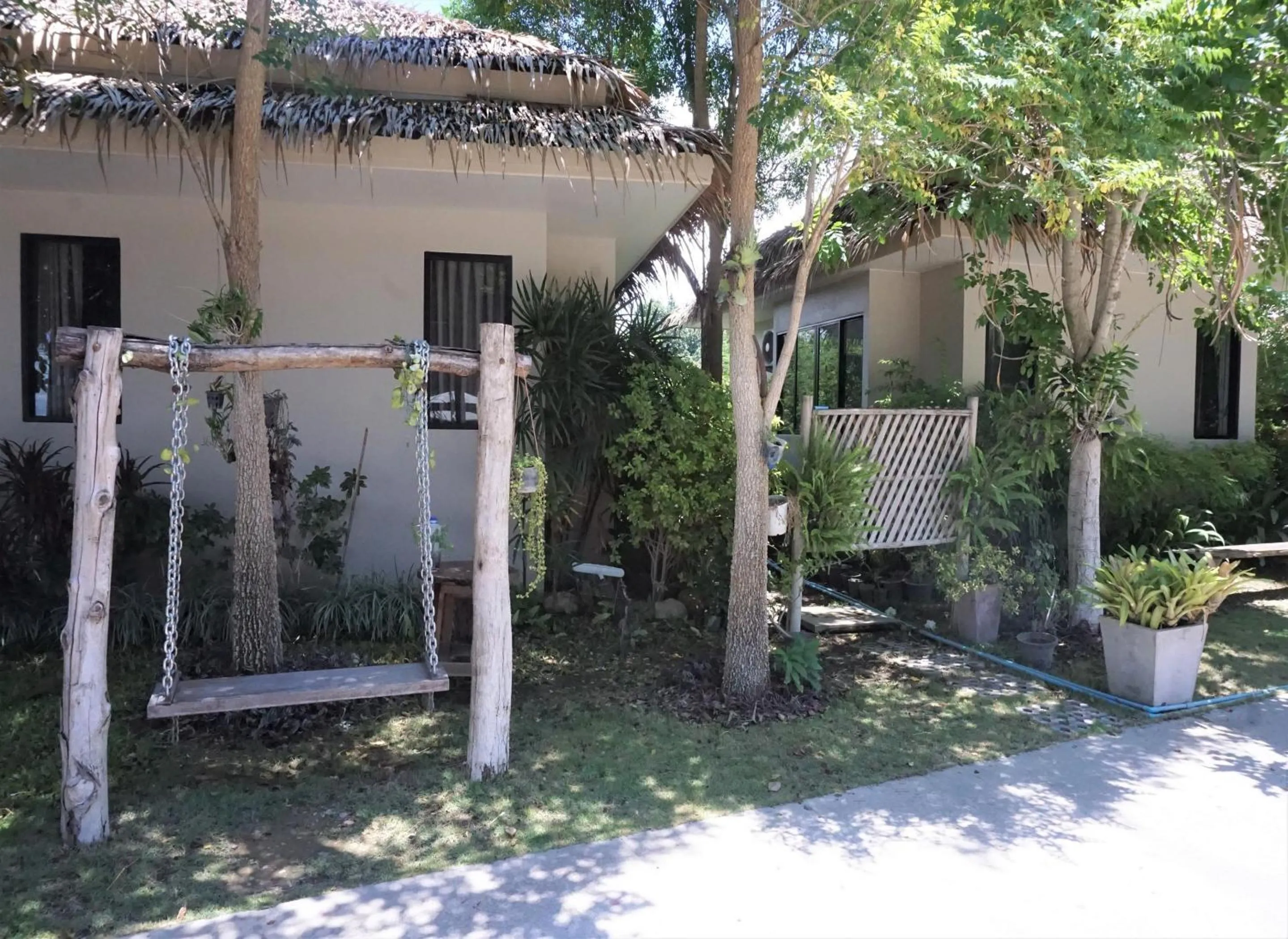 Garden in Papa's Home And Rabbit Café