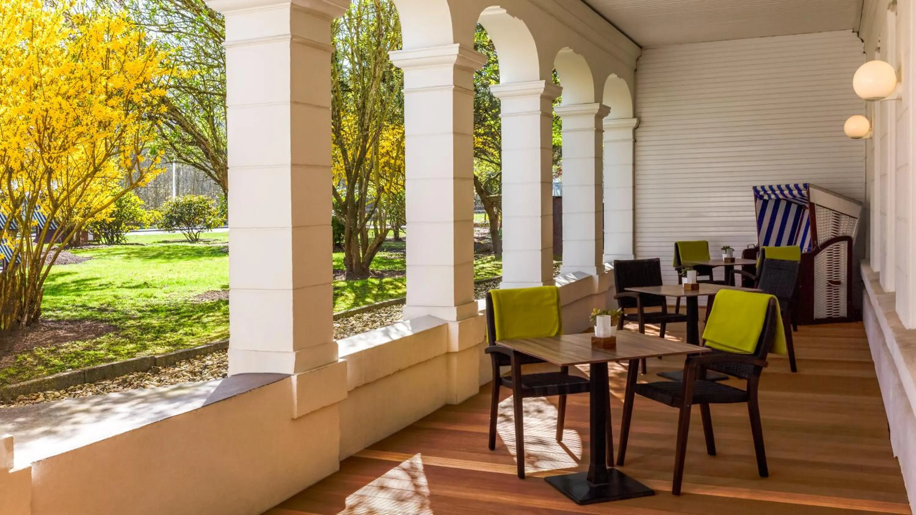 Property building in Michels Thalasso Hotel Nordseehaus