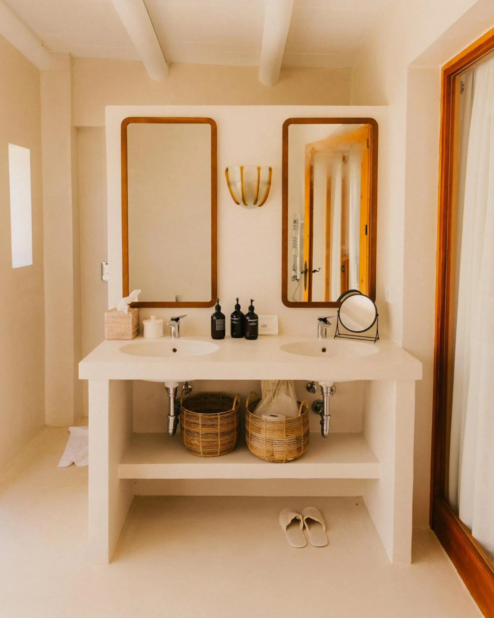 Bathroom in Petunia Ibiza, a Beaumier hotel