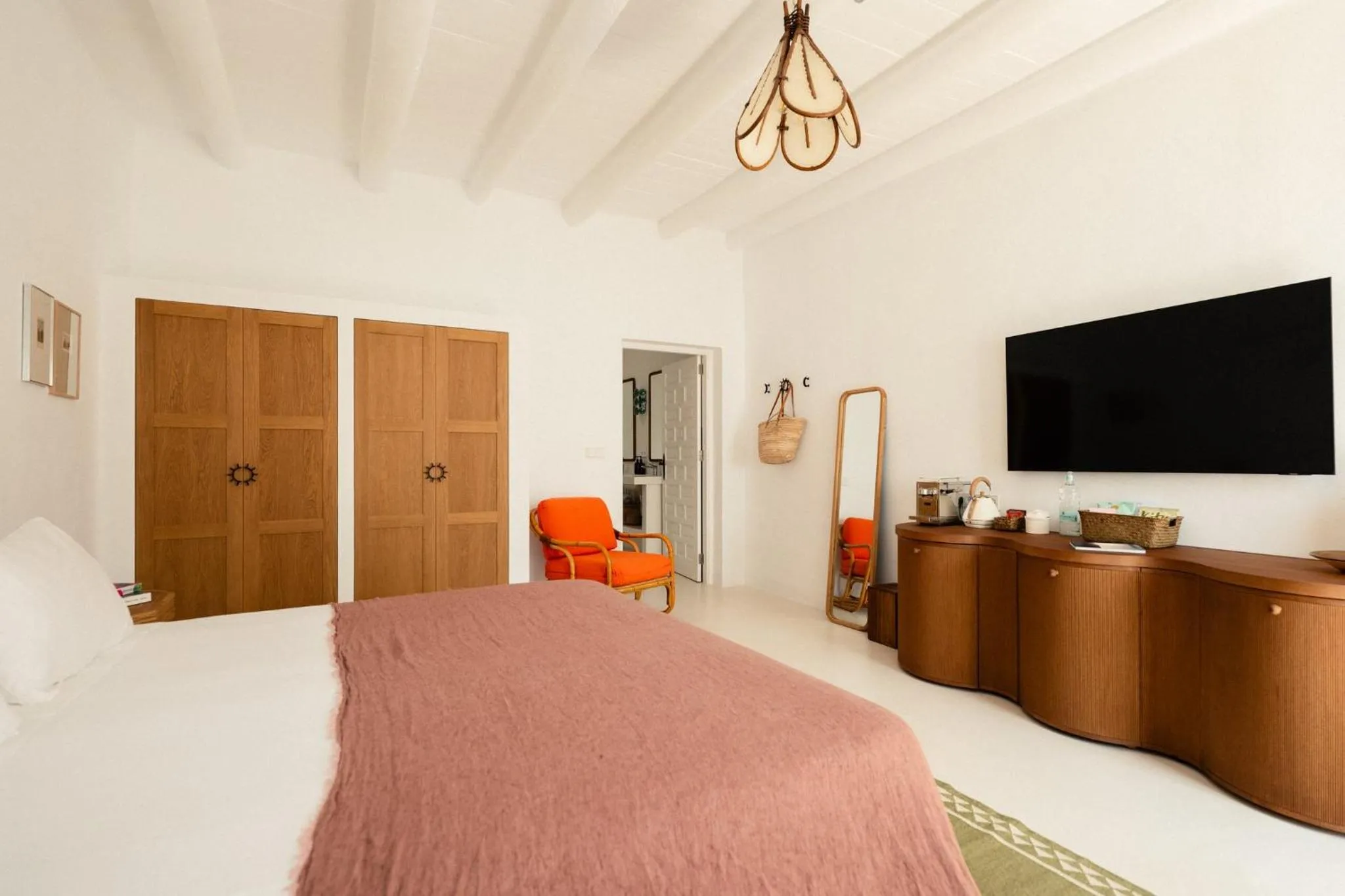 Photo of the whole room, Bed in Petunia Ibiza, a Beaumier hotel