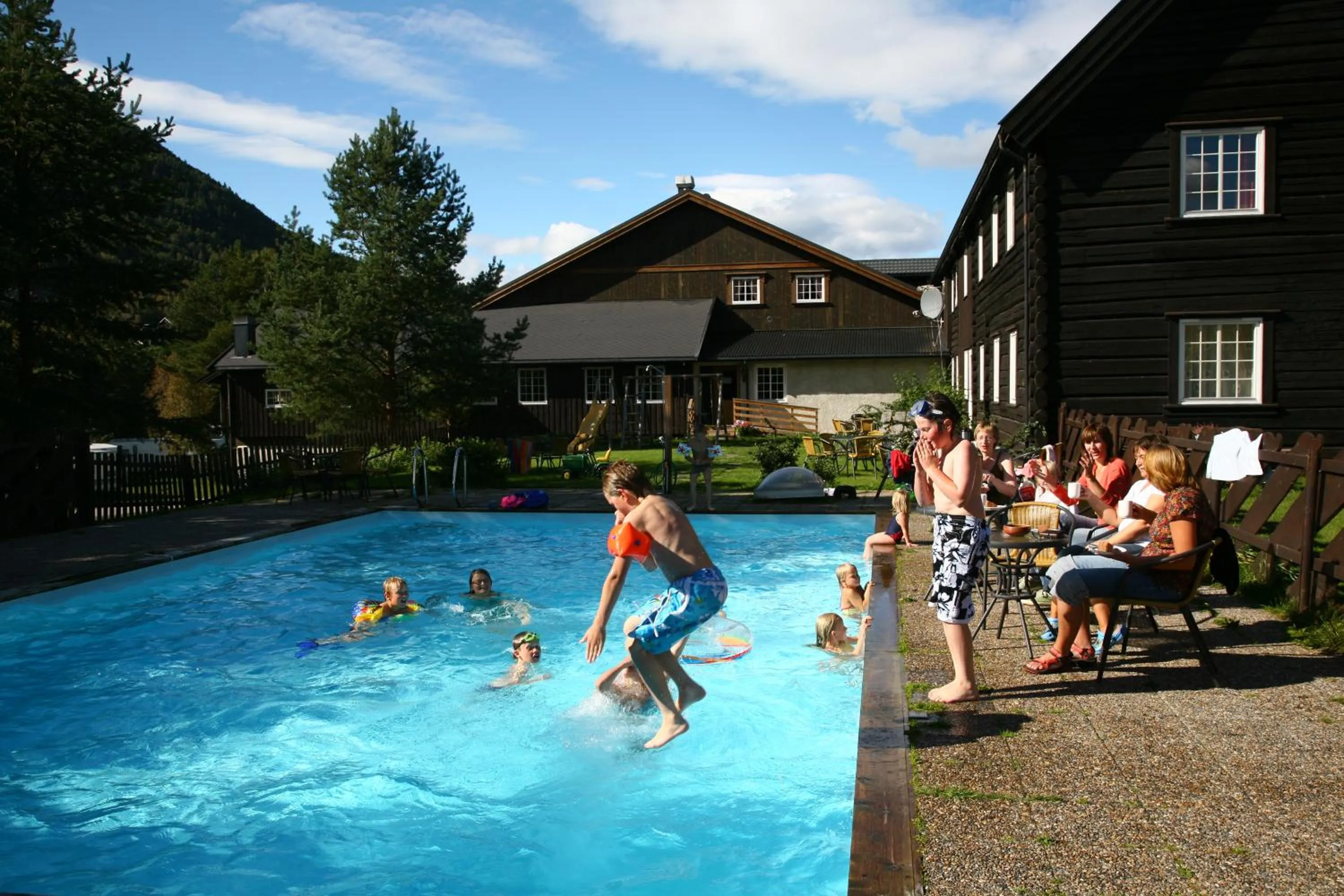 Day in Toftemo Turiststasjon