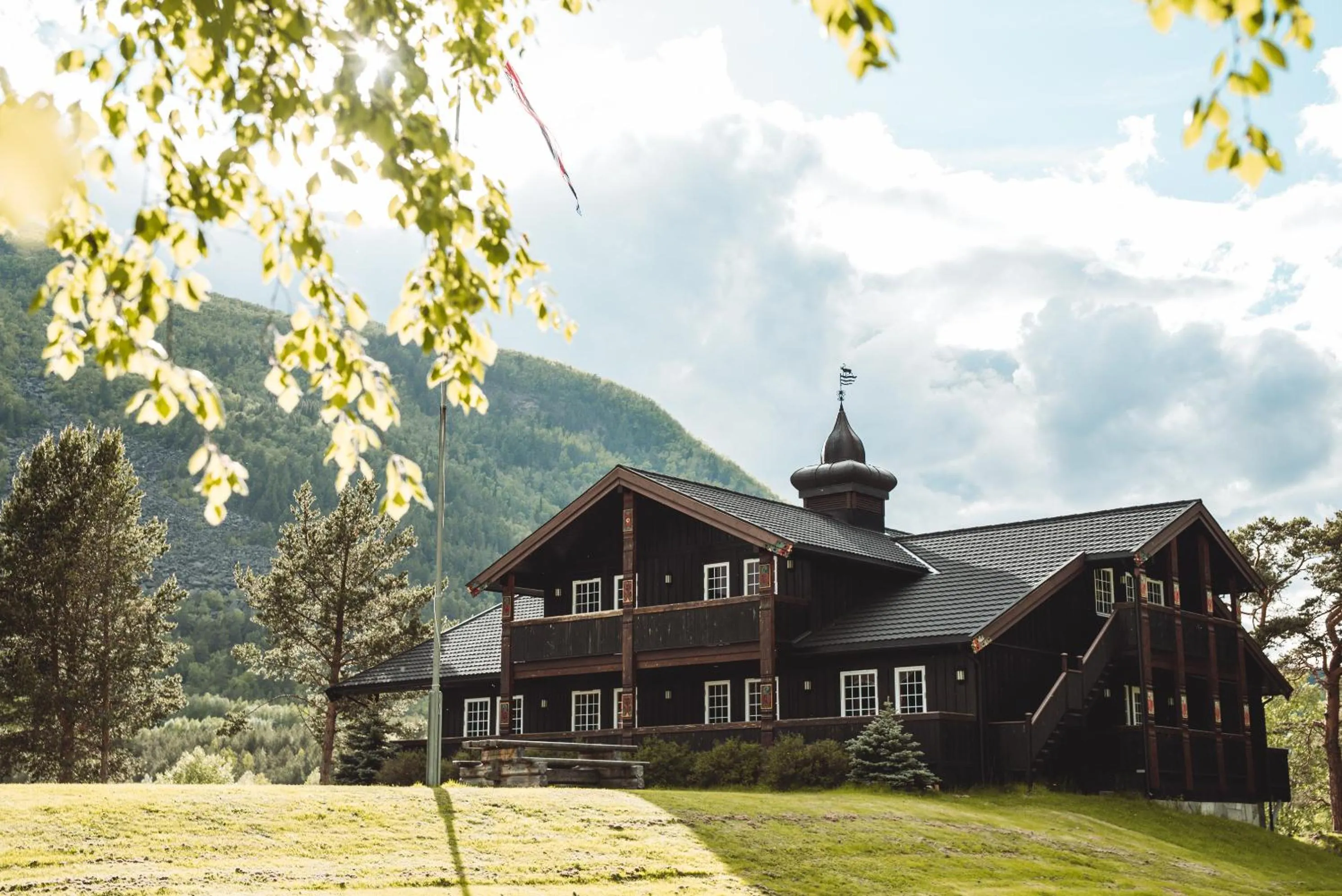Property building in Toftemo Turiststasjon