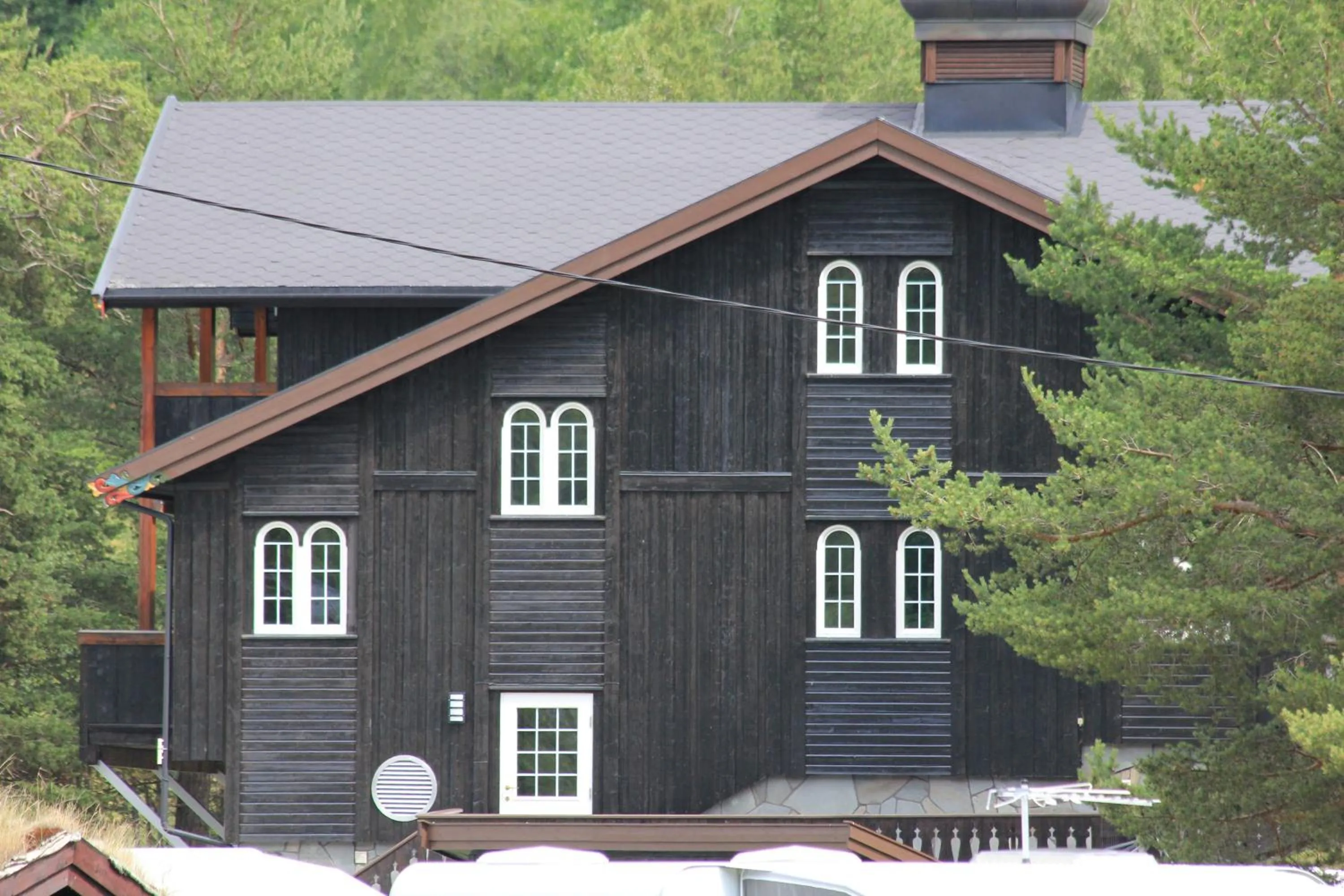 Property building in Toftemo Turiststasjon