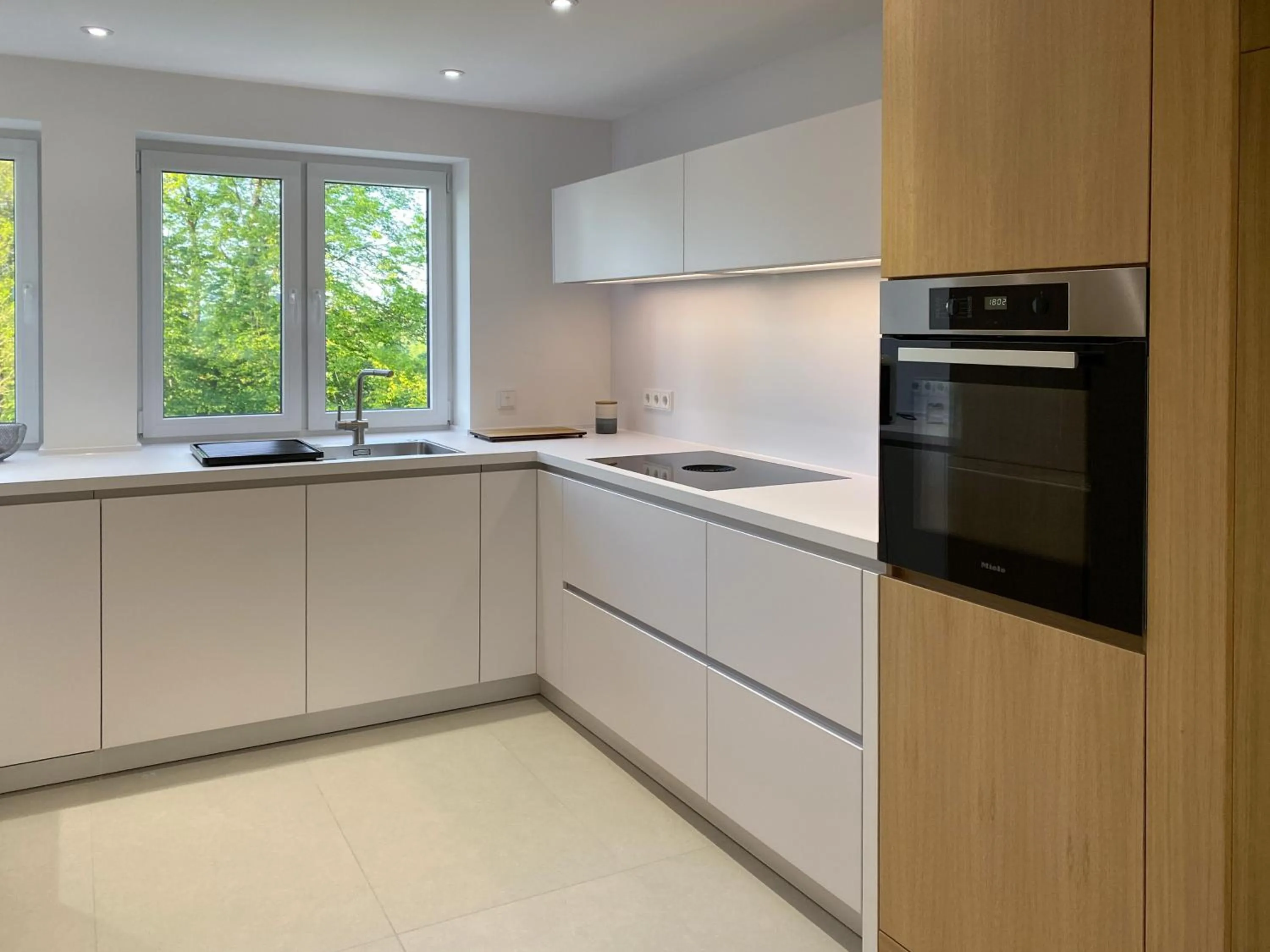Kitchen or kitchenette in Toploft Serviced Apartments