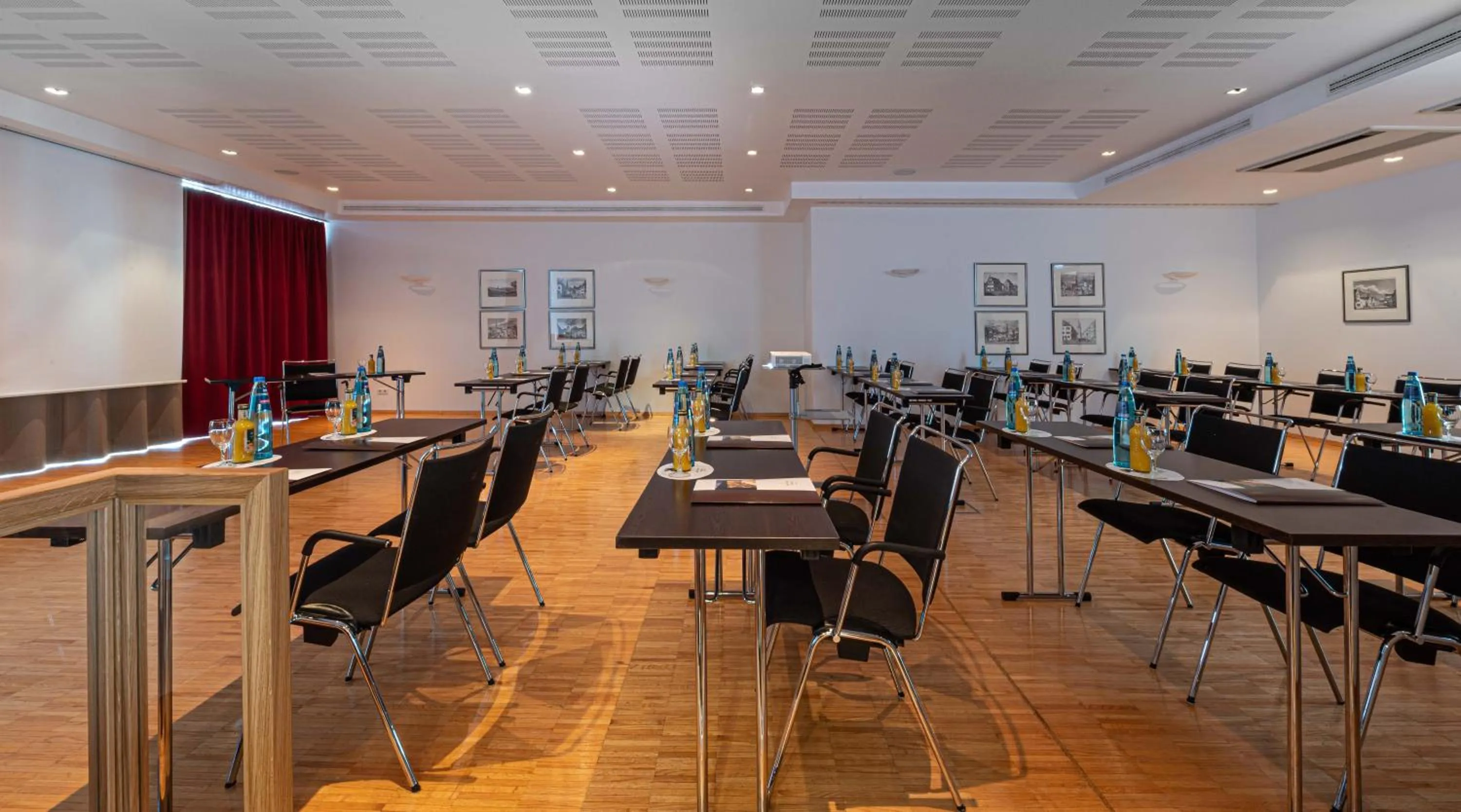 Meeting/conference room in Hotel Stadt Freiburg