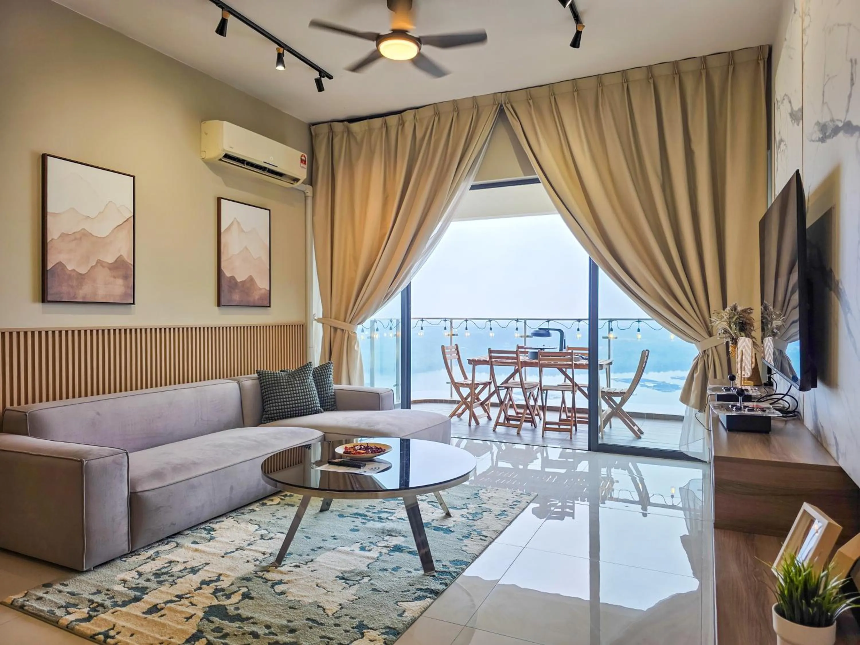 Country Garden Seaview Suite by Nest Home at Danga Bay
