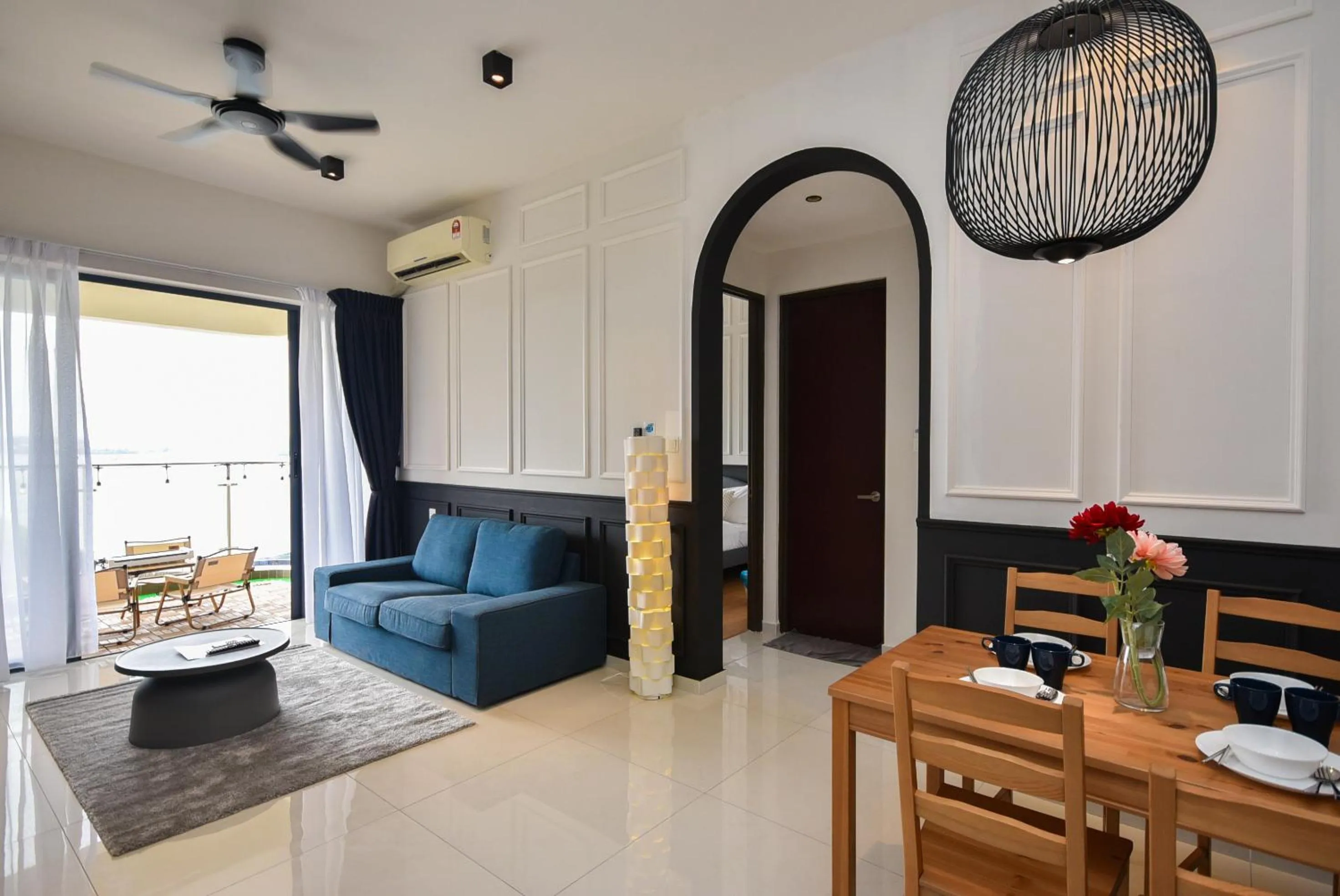 Living room in Country Garden Seaview Suite by Nest Home at Danga Bay