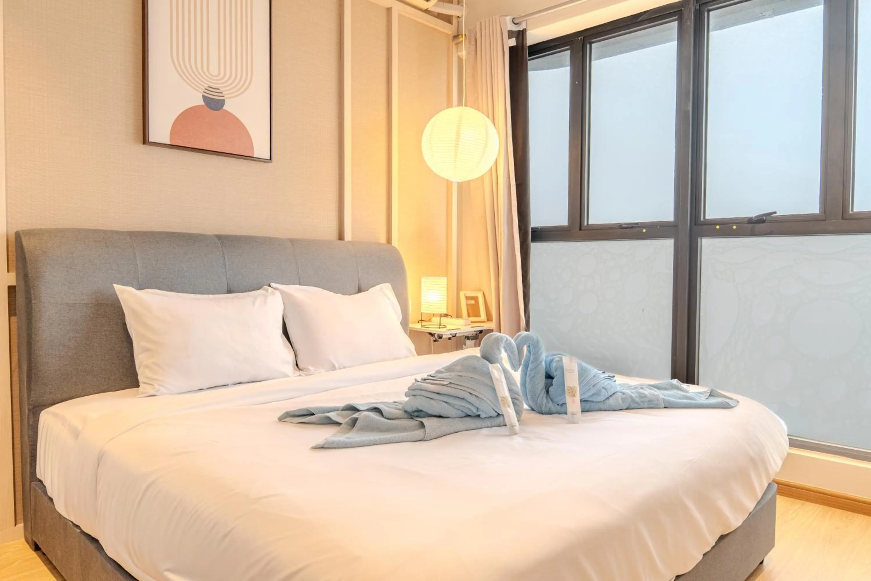 Bed in Country Garden Seaview Suite by Nest Home at Danga Bay