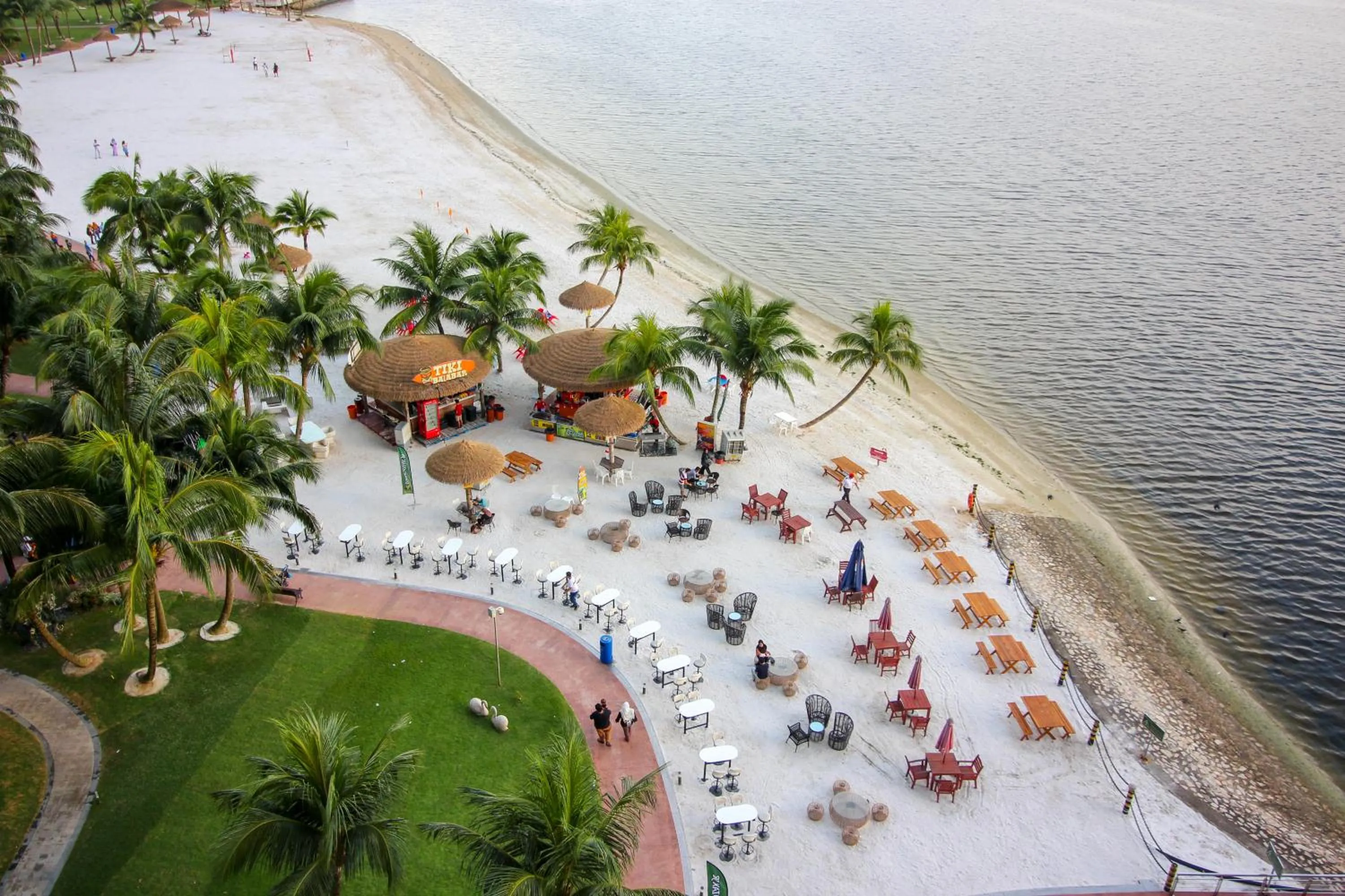 Beach in Country Garden Seaview Suite by Nest Home at Danga Bay