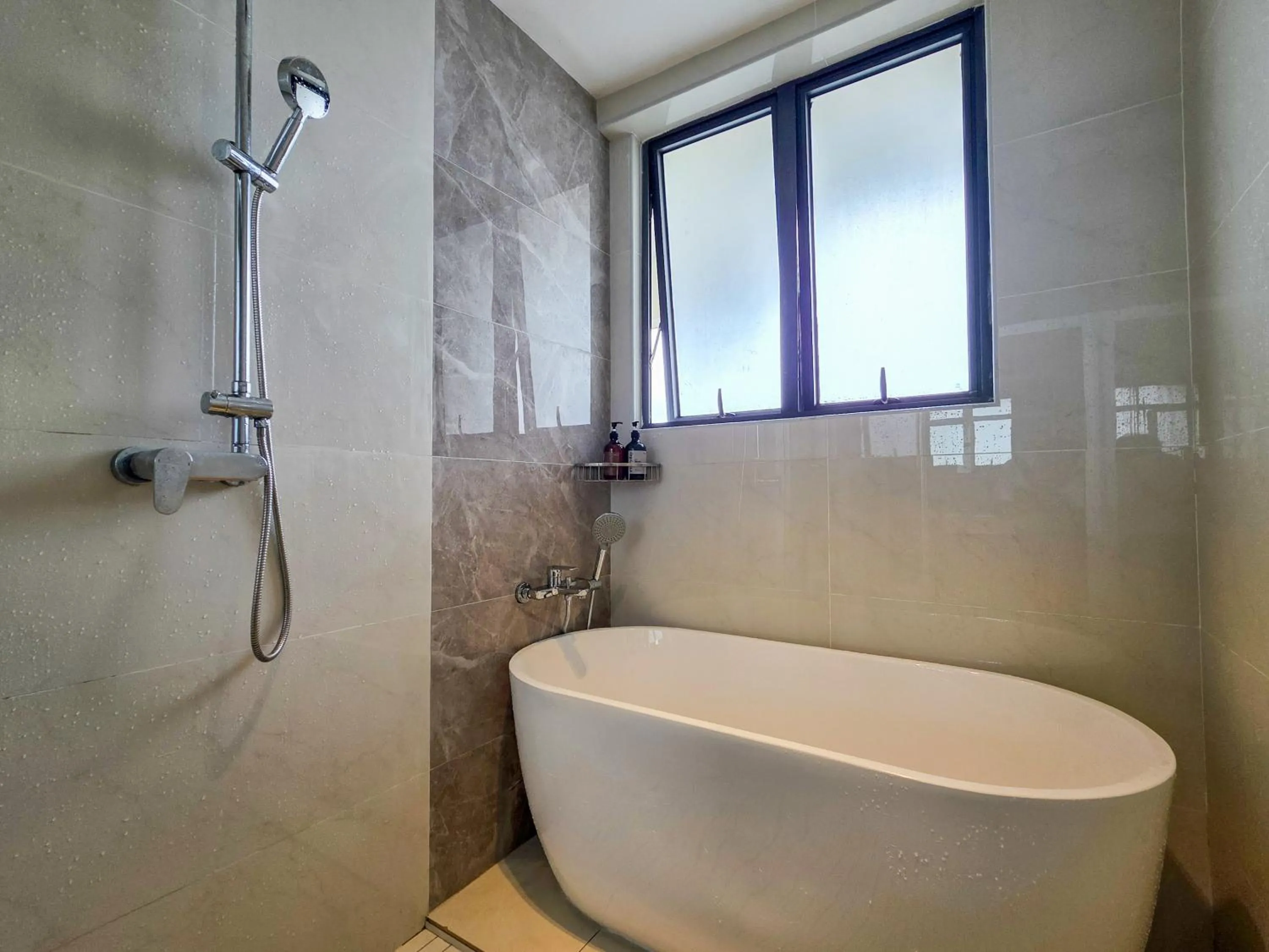 Country Garden Seaview Suite by Nest Home at Danga Bay