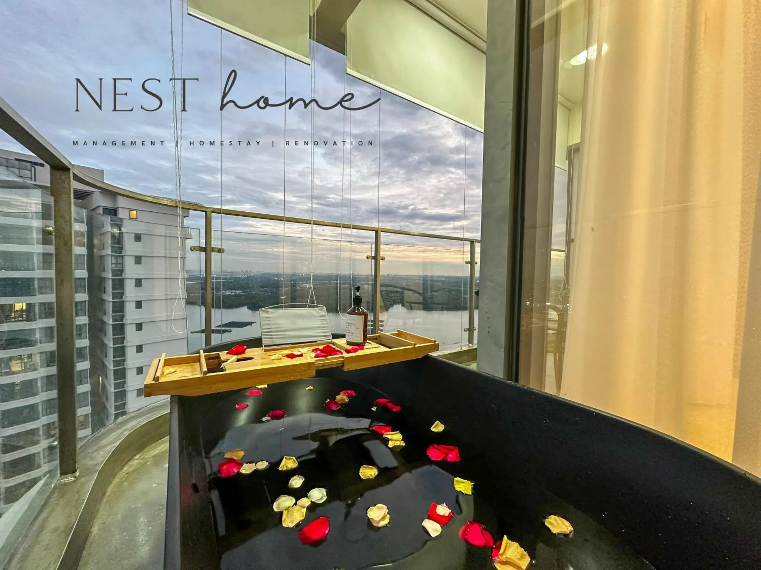 Premium Two-Bedrooms Suite with Sea View and Bathtub in Country Garden Seaview Suite by Nest Home at Danga Bay Premium Two-Bedrooms Suite with Sea View and Bathtub in Country Garden Seaview Suite by Nest Home at Danga Bay