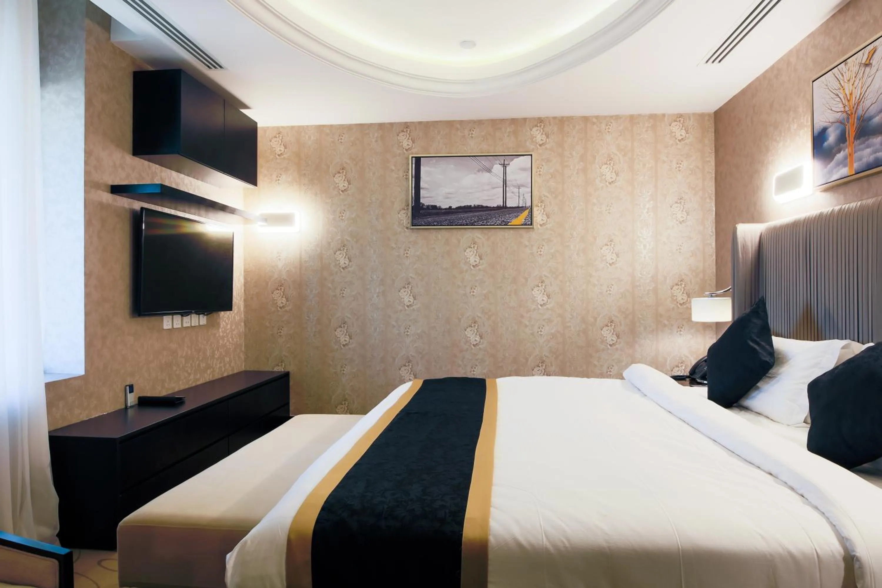 Bedroom, Bed in The Proud Hotel Al Khobar