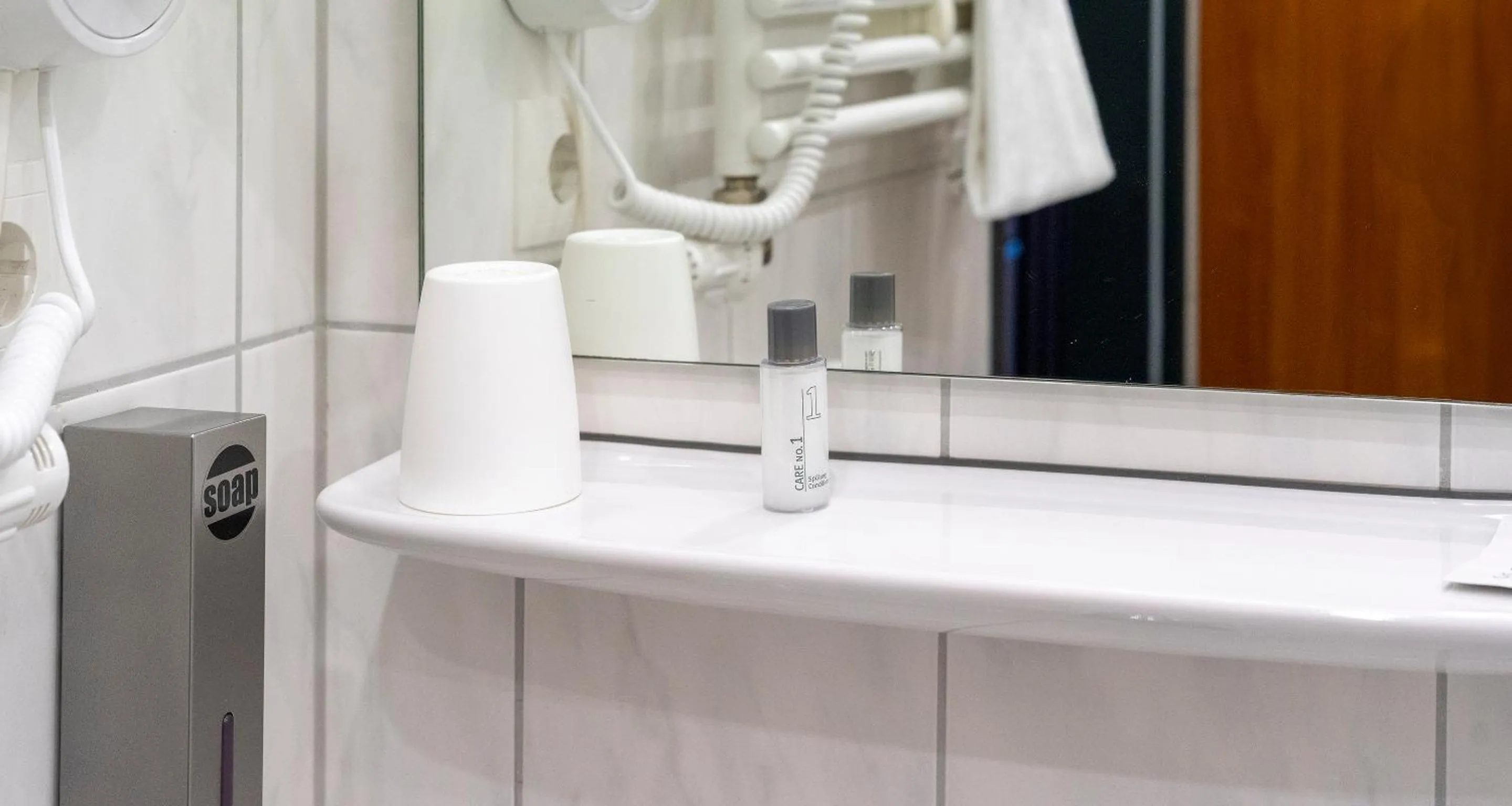 Bathroom in PLAZA Hotel Föhr am Bodensee