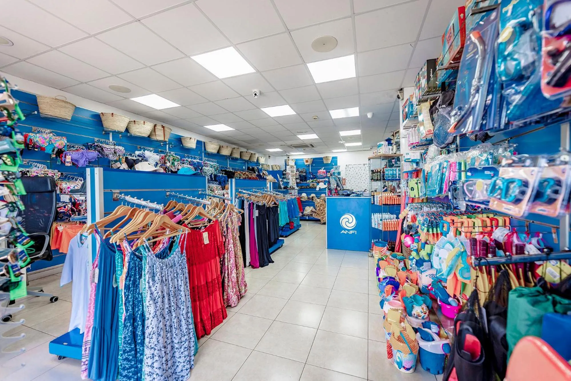 On-site shops in Anfi del Mar 1