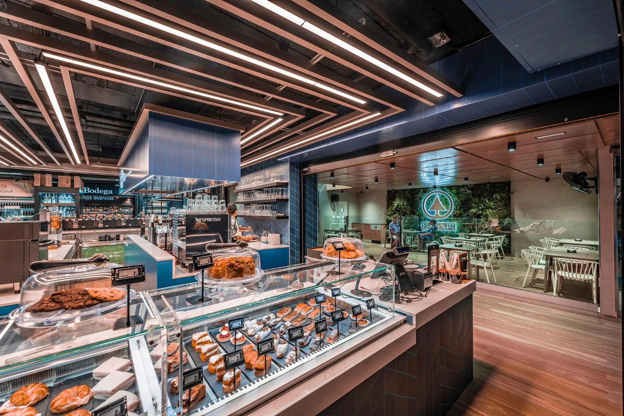 Supermarket/grocery shop in Anfi del Mar 1