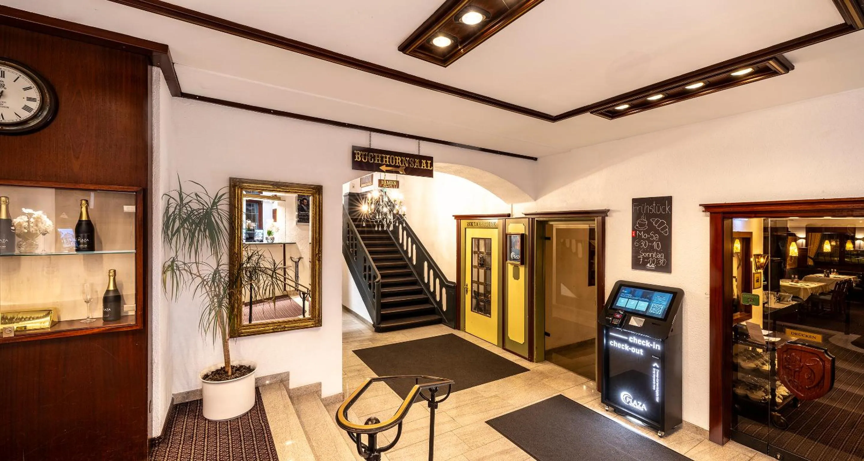 Lobby or reception in PLAZA Hotel Buchhorner Hof
