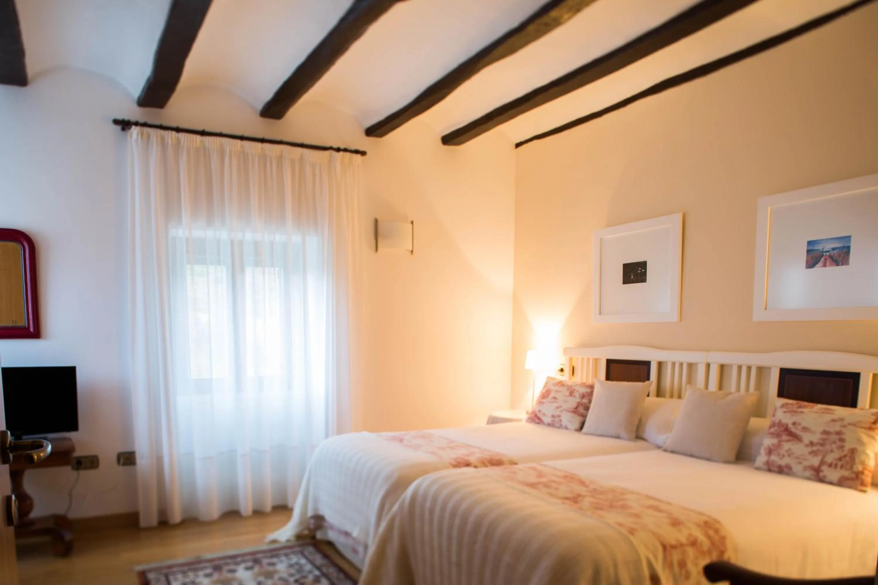 Photo of the whole room, Bed in Casa de la Cadena