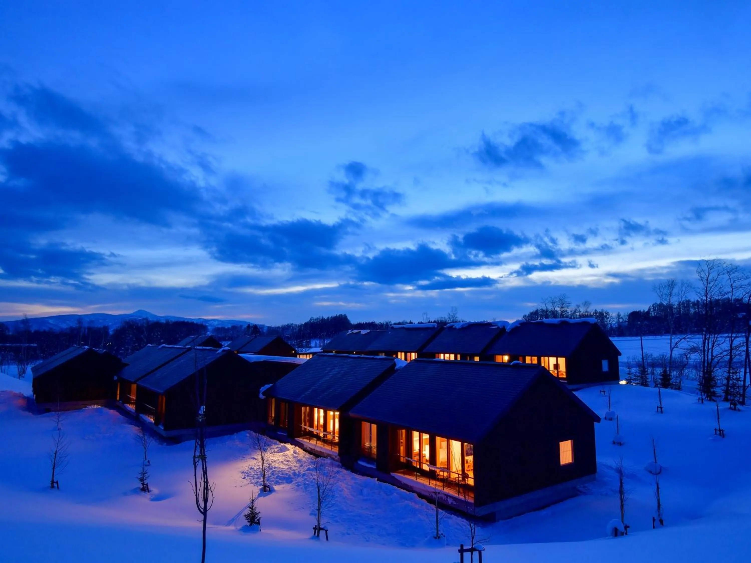 Property building in NISEKO Inn of Youtei Raku Suisan