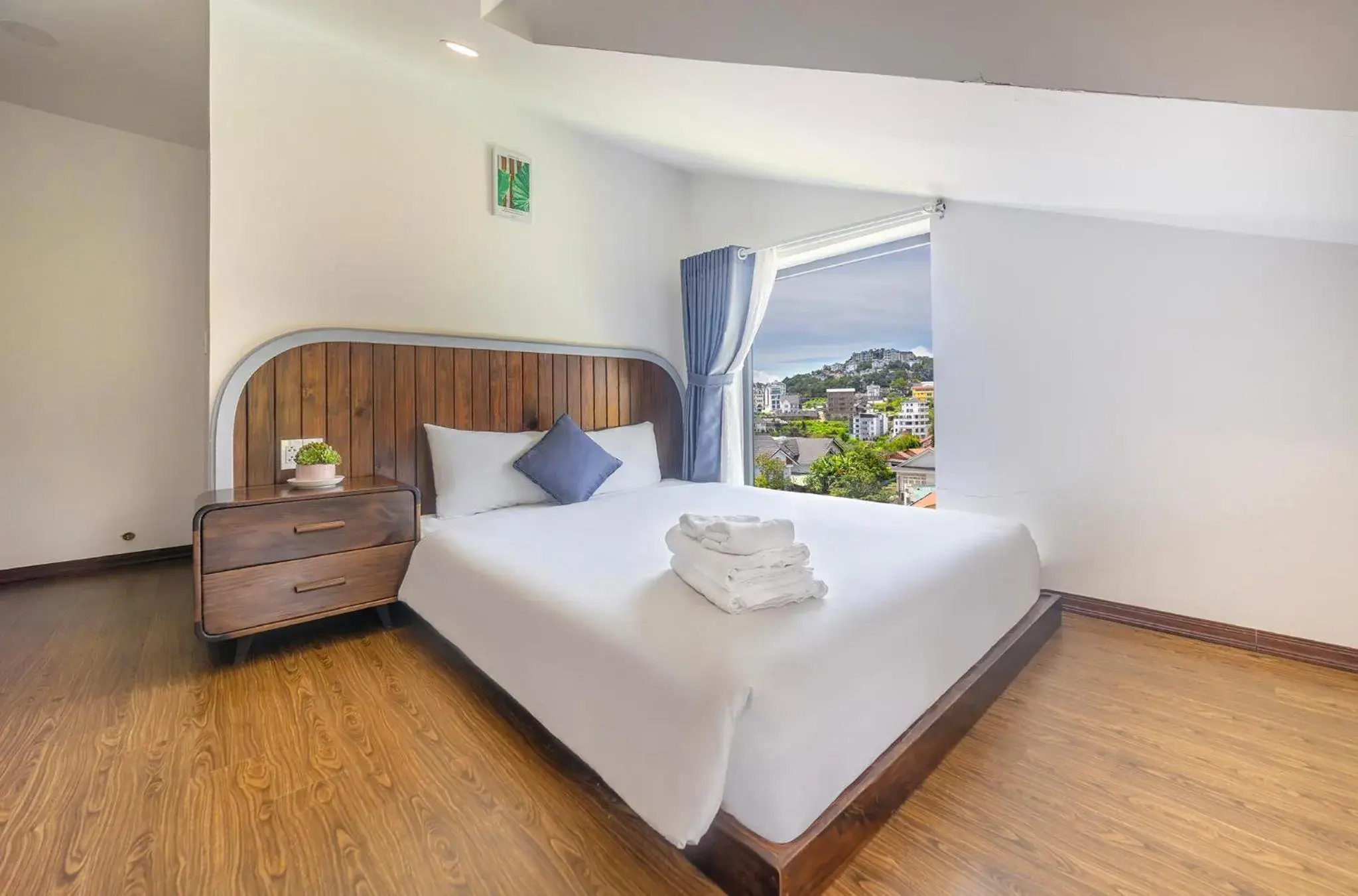 Superior Double Room in Mega Sky Dalat Hotel Superior Double Room in Mega Sky Dalat Hotel