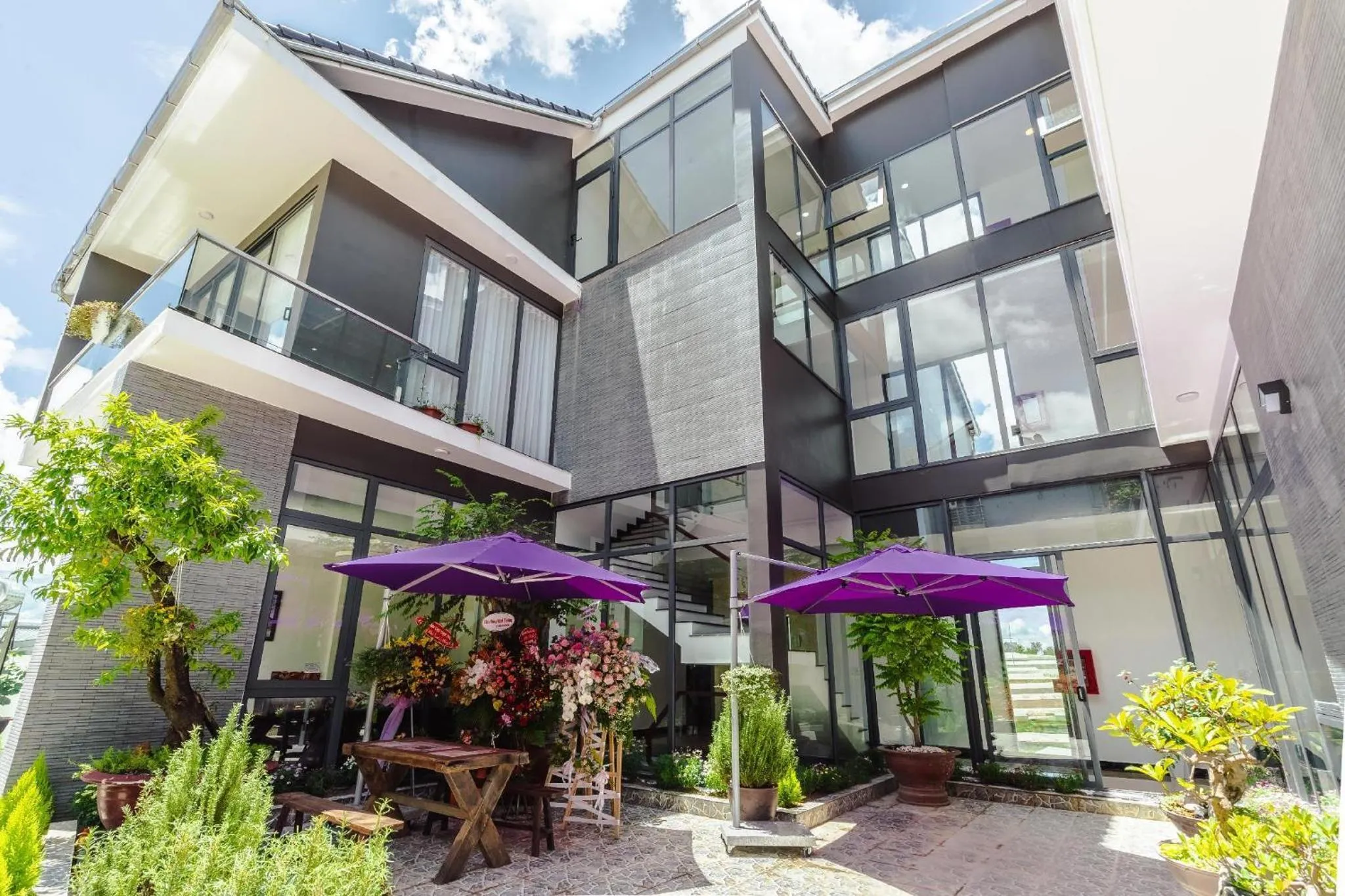 Property building in Mega Sky Dalat Hotel