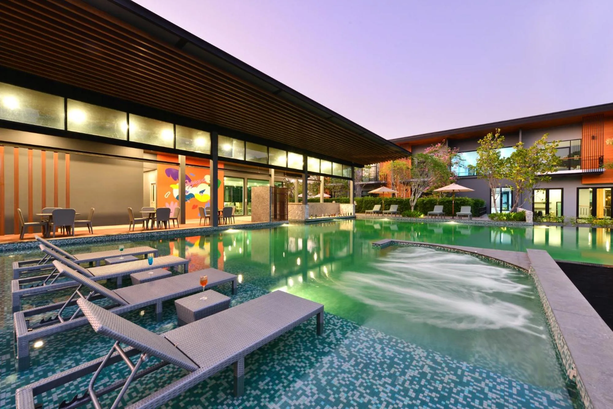 Pool view in Sappaya Hotel By Lotus Valley Golf Resort