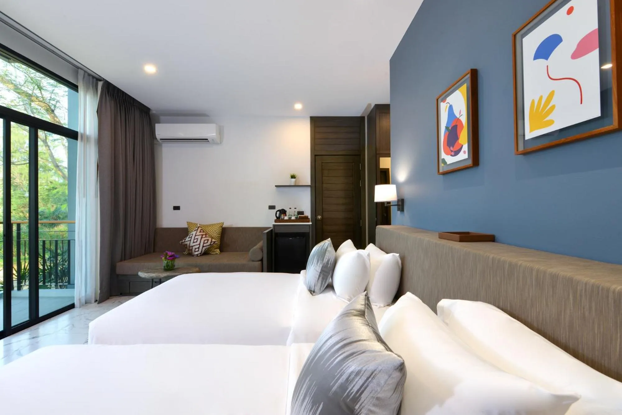 Photo of the whole room, Bed in Sappaya Hotel By Lotus Valley Golf Resort