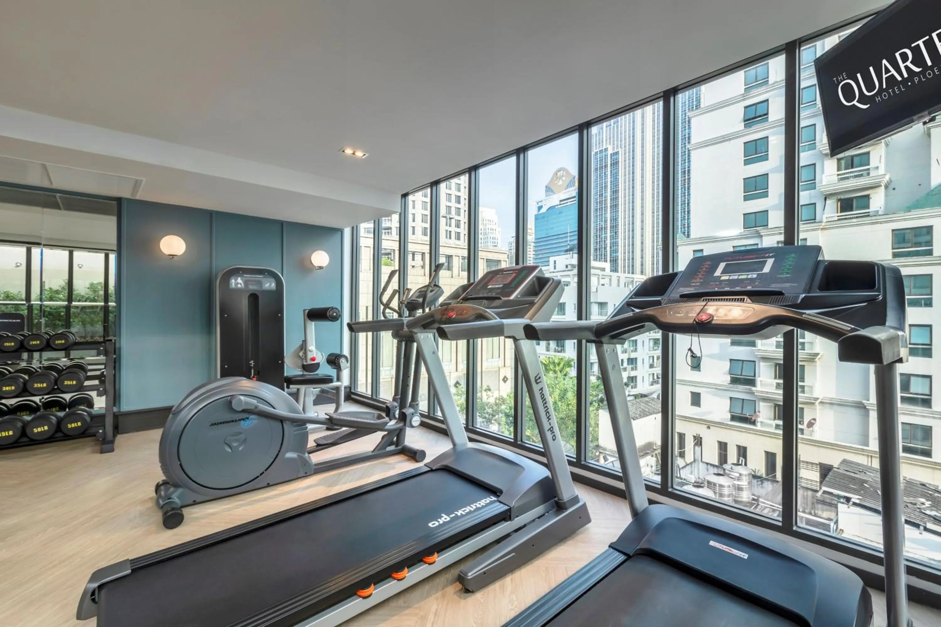 Fitness centre/facilities in The Quarter Ploenchit by UHG