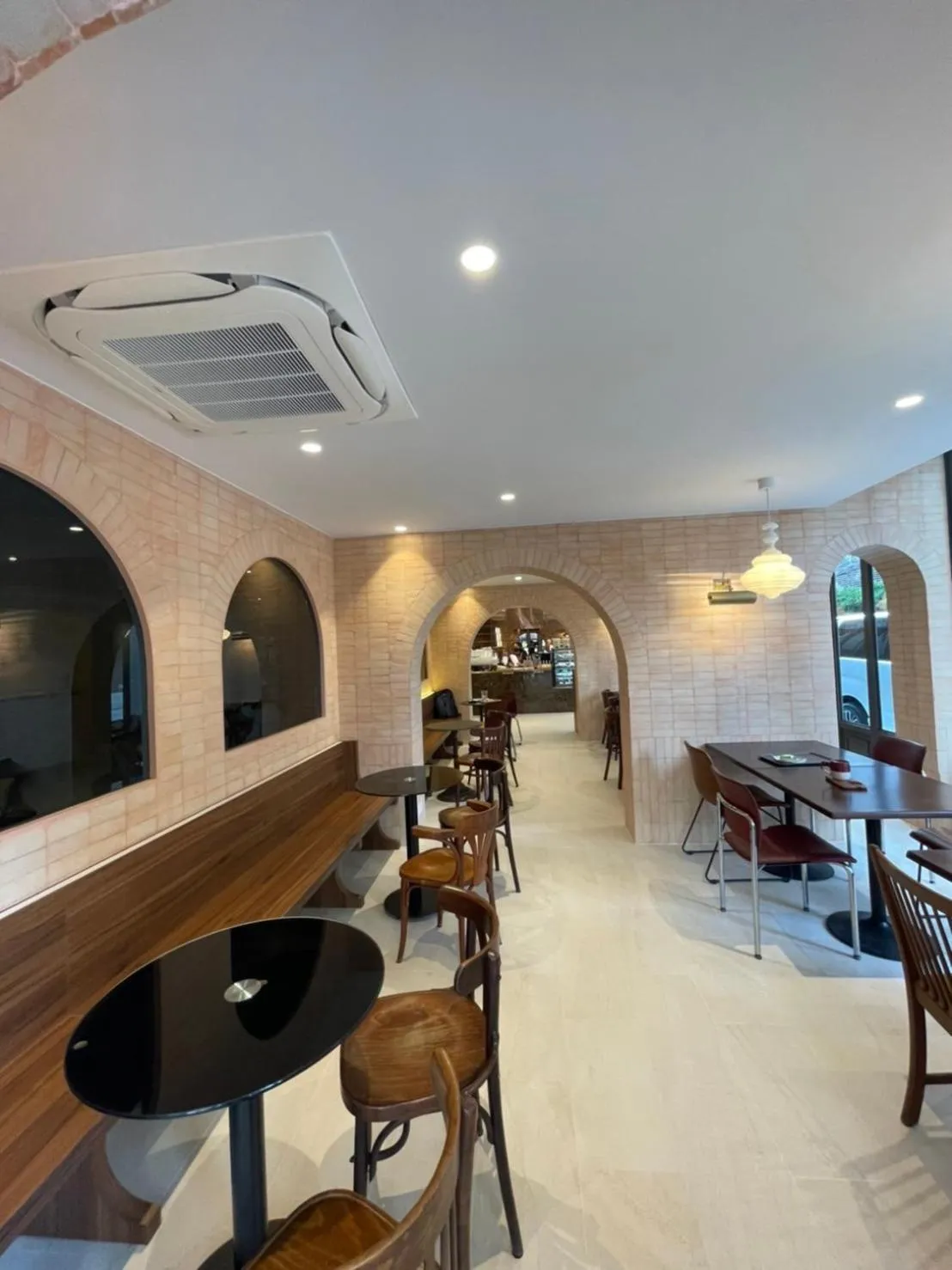 Restaurant/places to eat in The Quarter Ploenchit by UHG