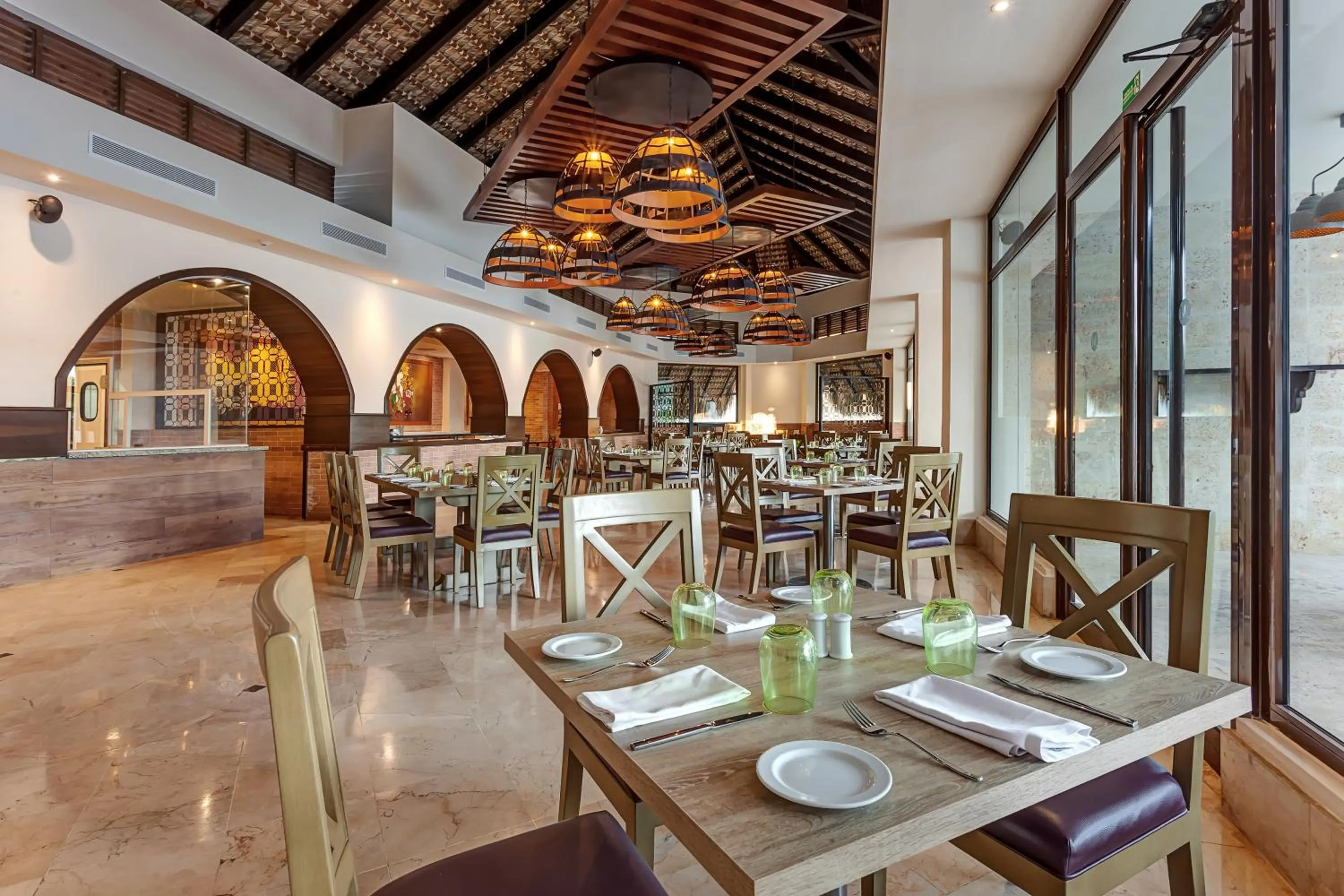Restaurant/places to eat in Royalton Splash Punta Cana, An Autograph Collection All-Inclusive Resort & Casino
