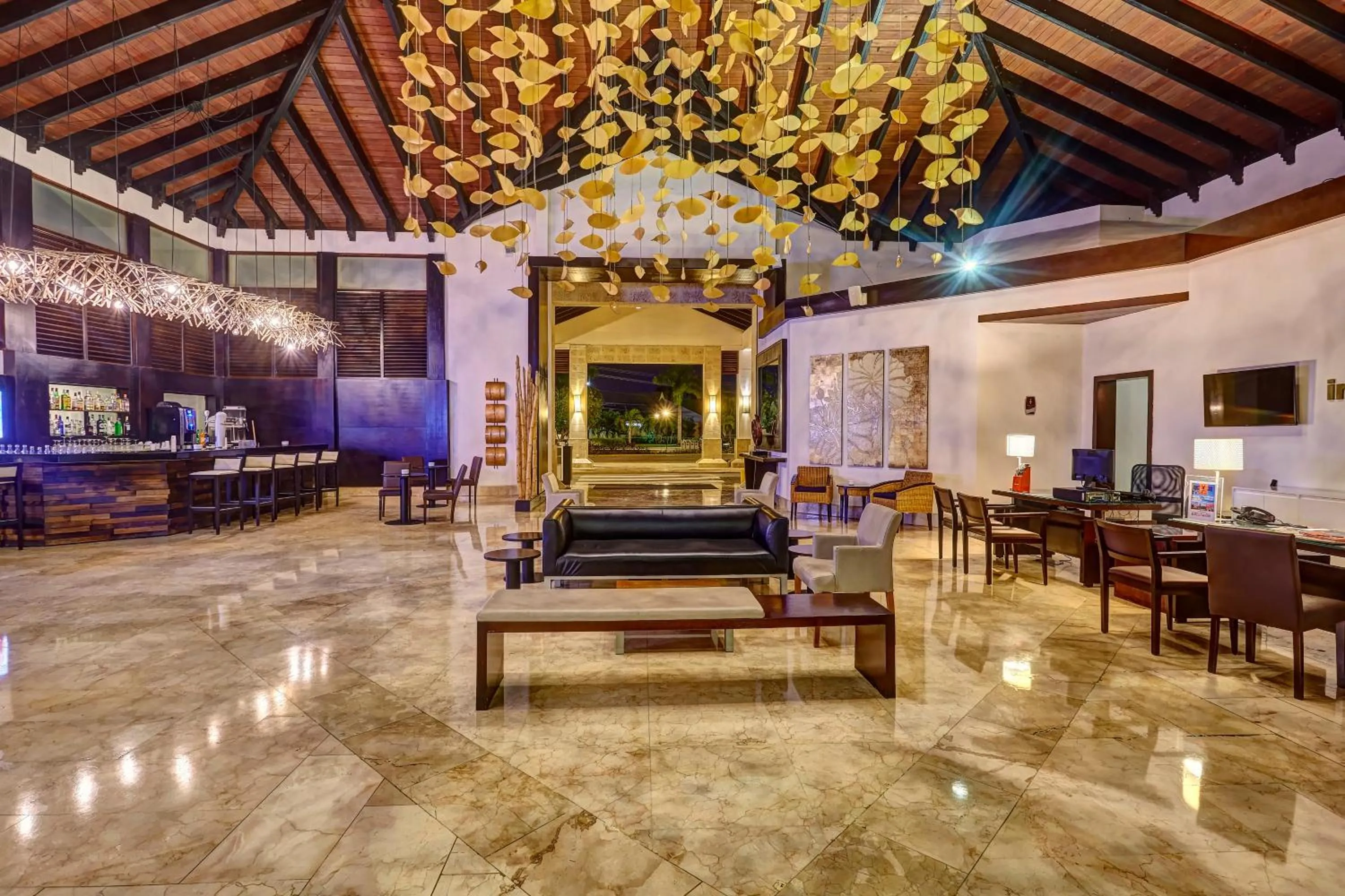 Lobby or reception in Royalton Splash Punta Cana, An Autograph Collection All-Inclusive Resort & Casino