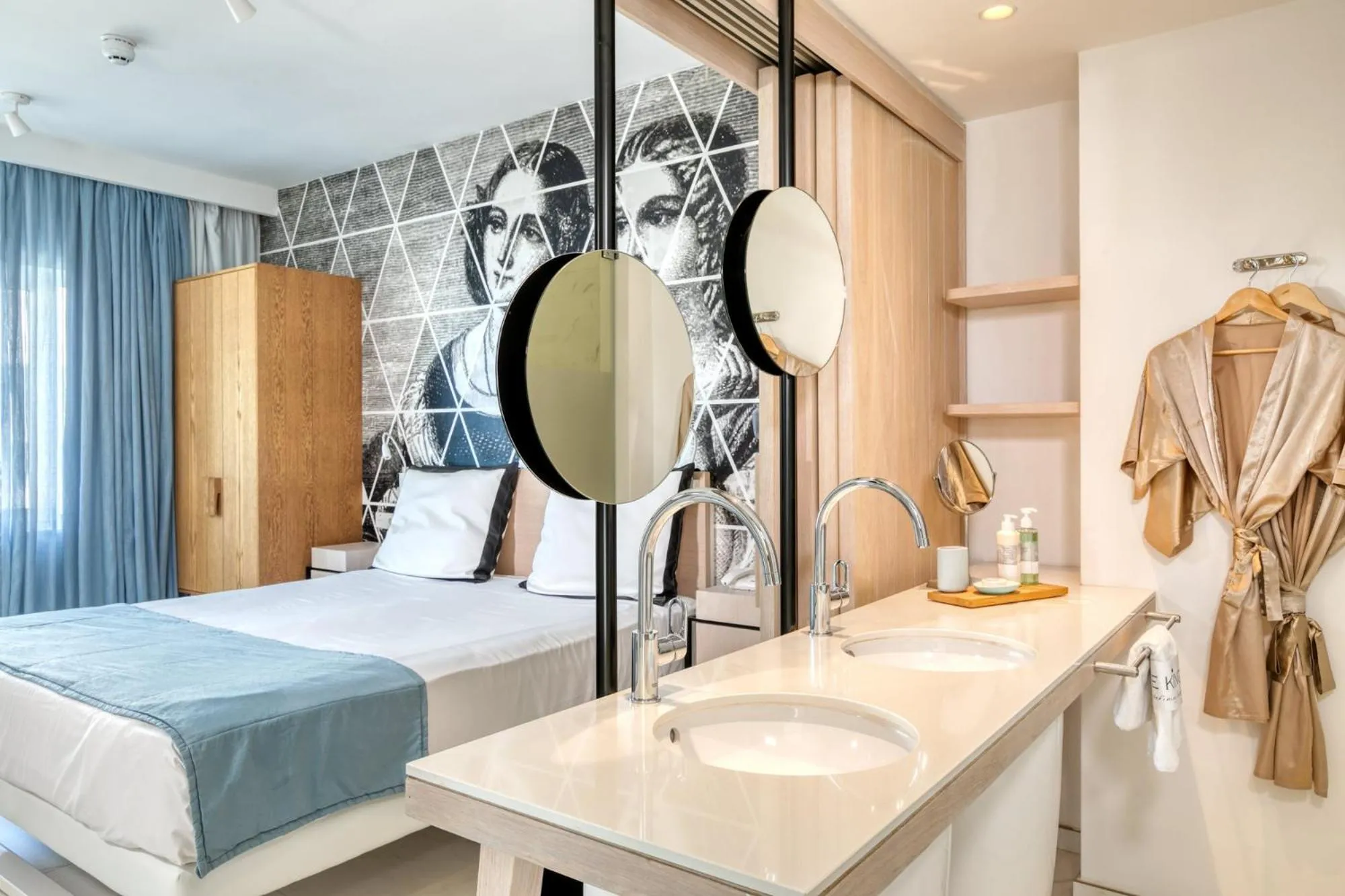 Bathroom, Bed in King Jason Protaras - Designed for Adults by Louis Hotels