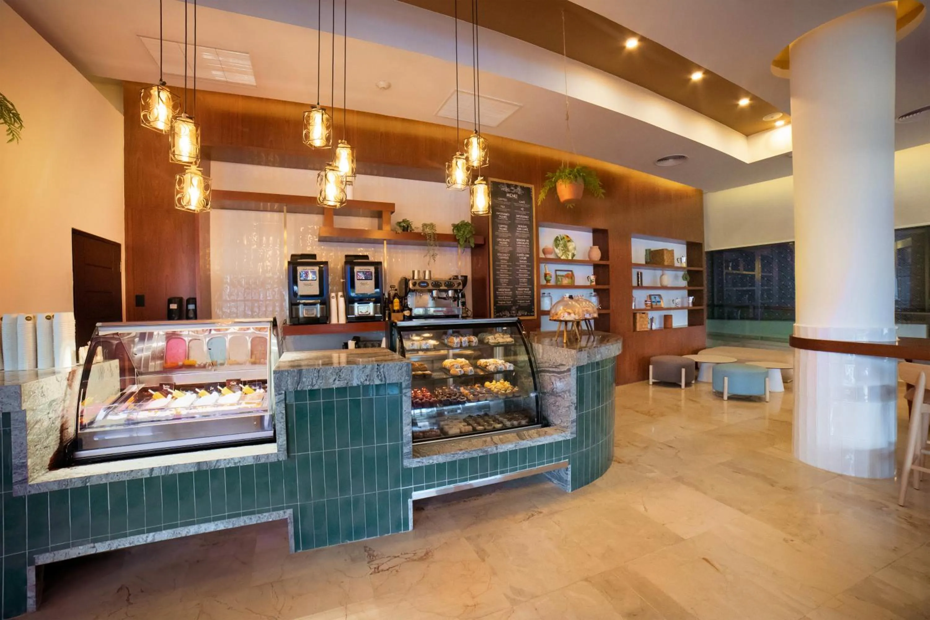 Restaurant/places to eat in Royalton Punta Cana, An Autograph Collection All-Inclusive Resort & Casino