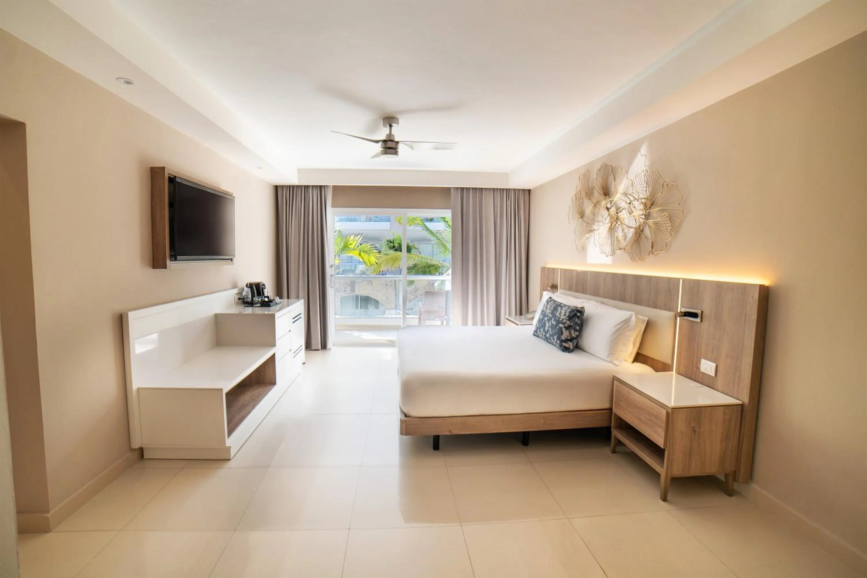 Bedroom, Bed in Royalton Punta Cana, An Autograph Collection All-Inclusive Resort & Casino