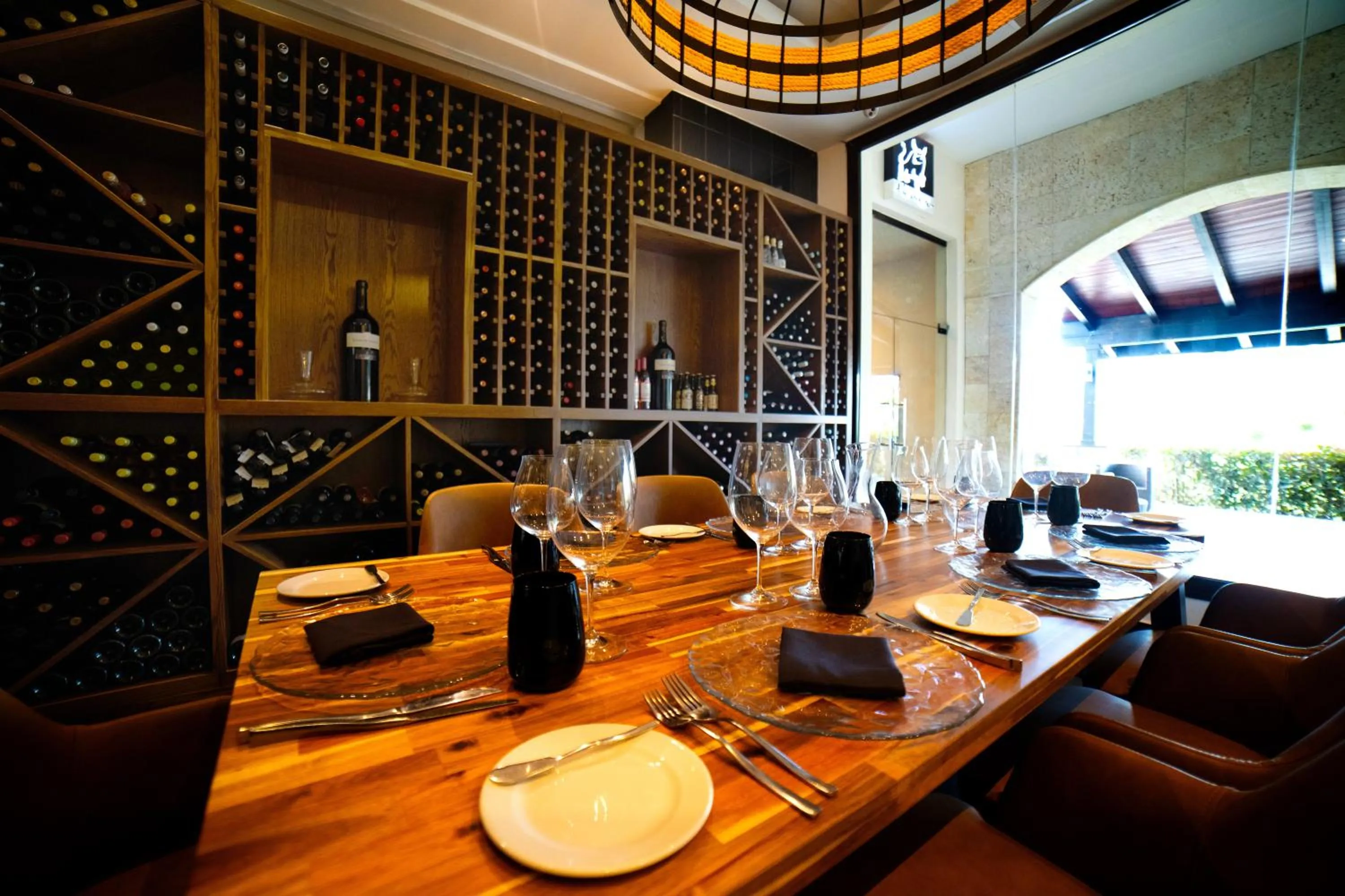 Restaurant/places to eat in Royalton Punta Cana, An Autograph Collection All-Inclusive Resort & Casino