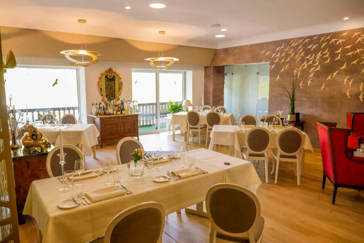 Restaurant/places to eat in Hotel Weiherhof am Golfpark