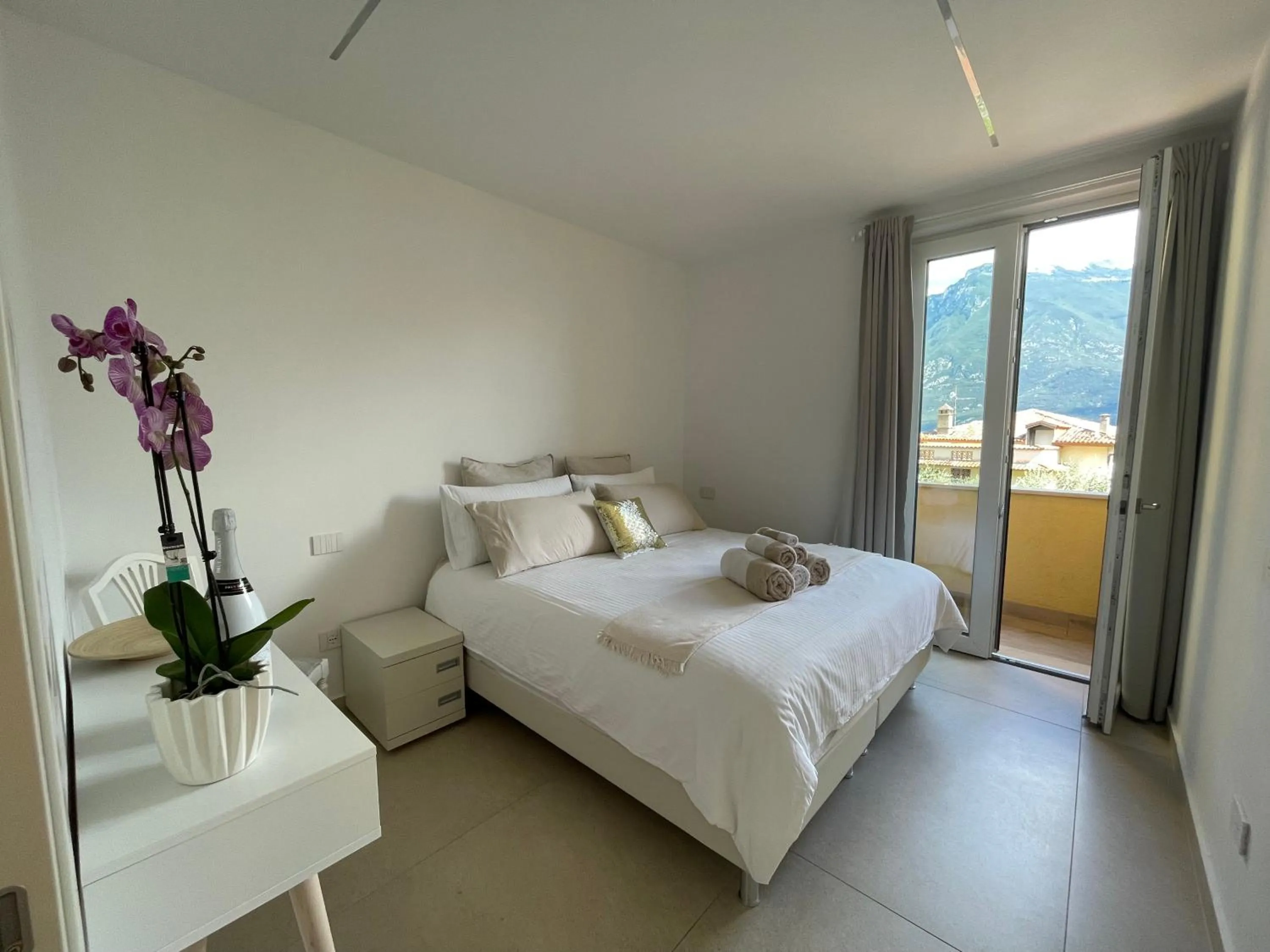 Bed in B&B Am Gardasee blick