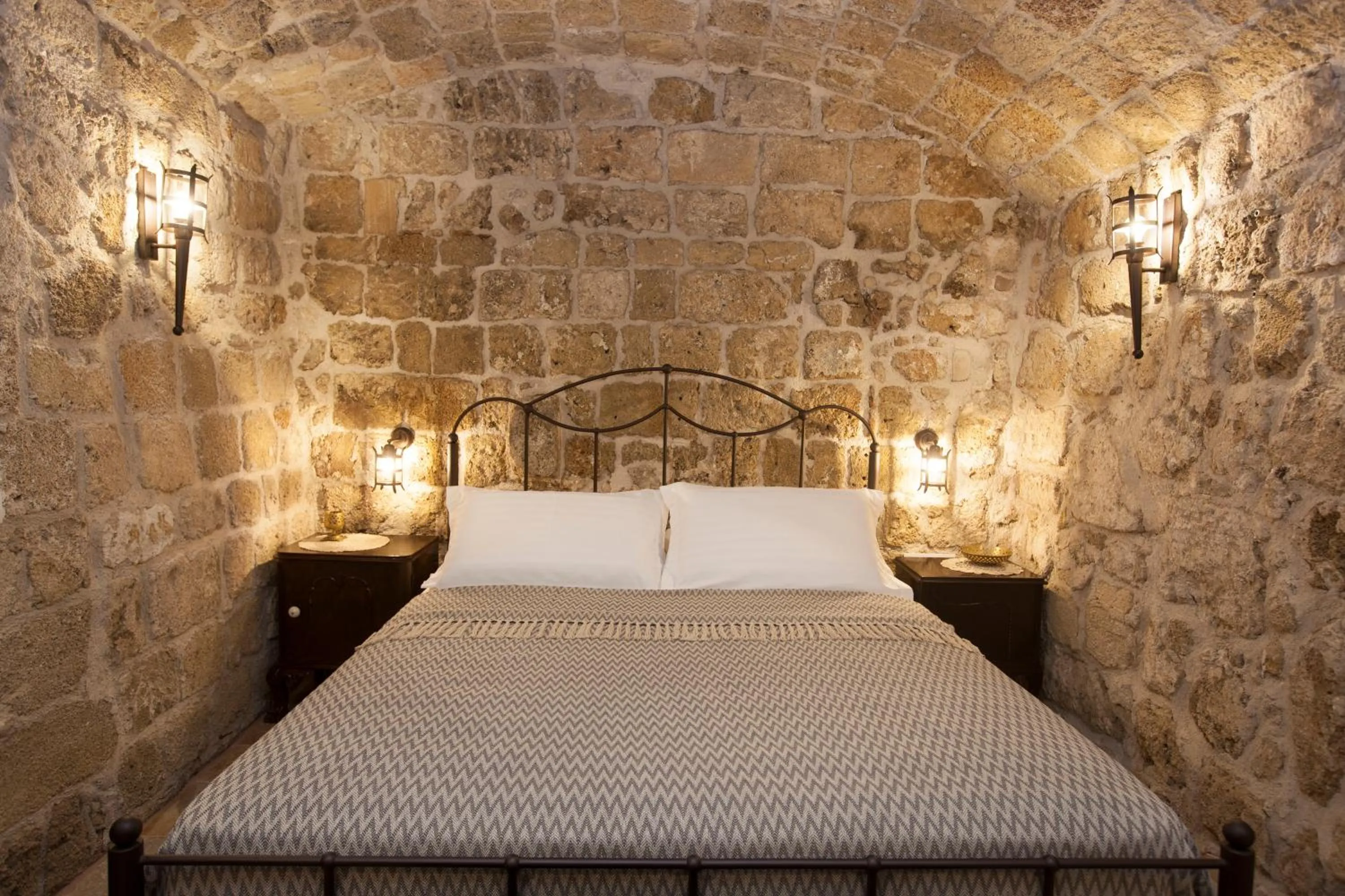Bedroom, Bed in Porolithos Boutique Hotel