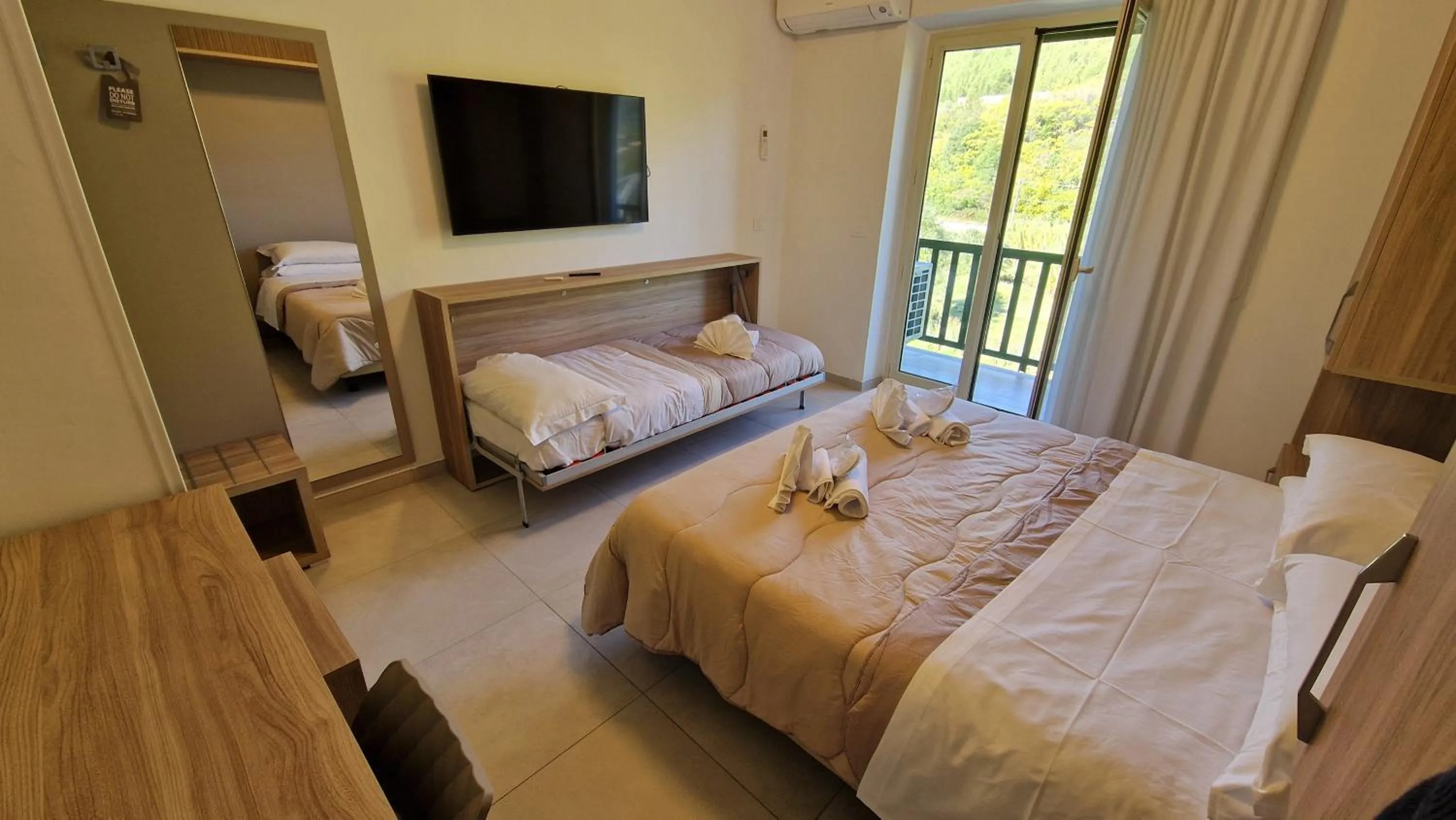 Bed in Hotel Tre Monti